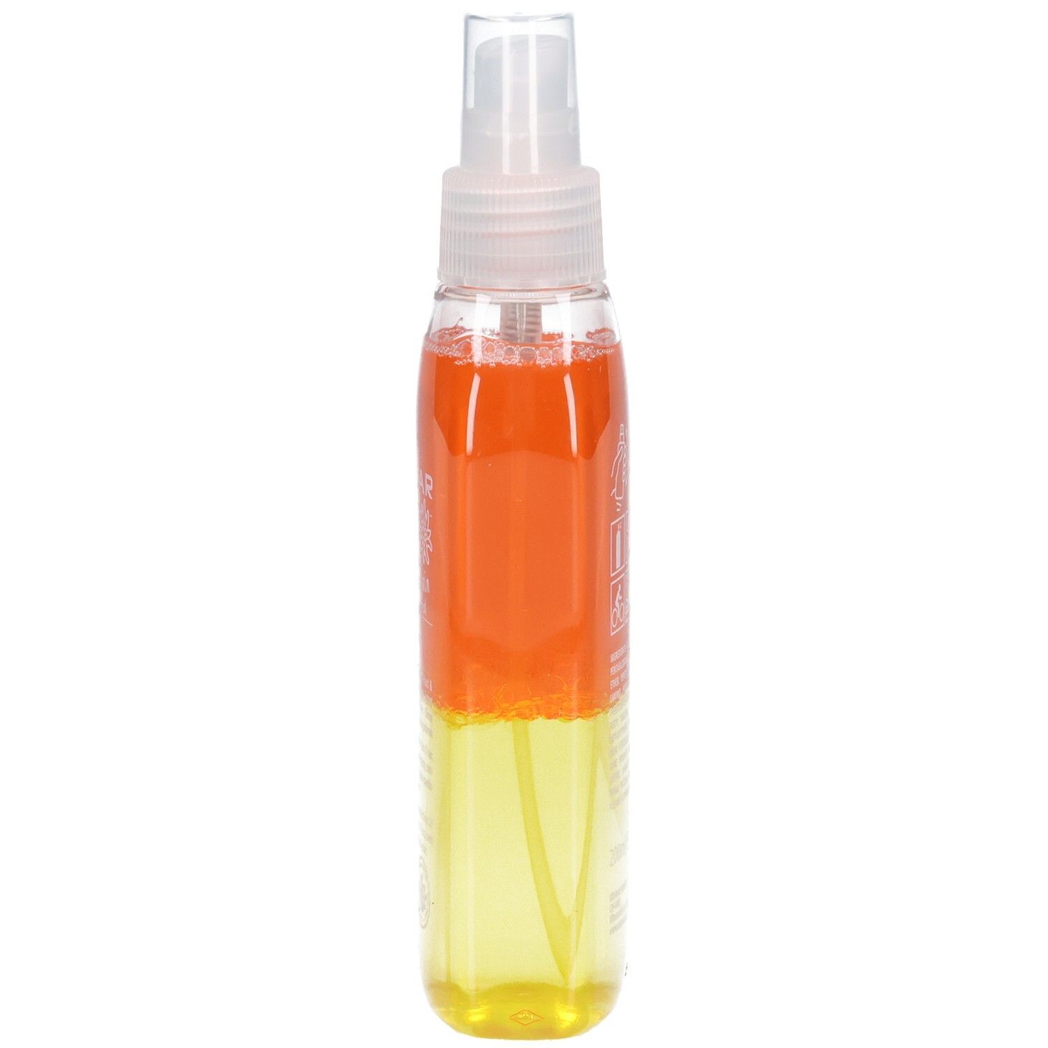 Sonnenspray-Flasche, Seitenansicht. Transparent, mit orangefarbener und gelber Flüssigkeit. Mit Sprühkopf.