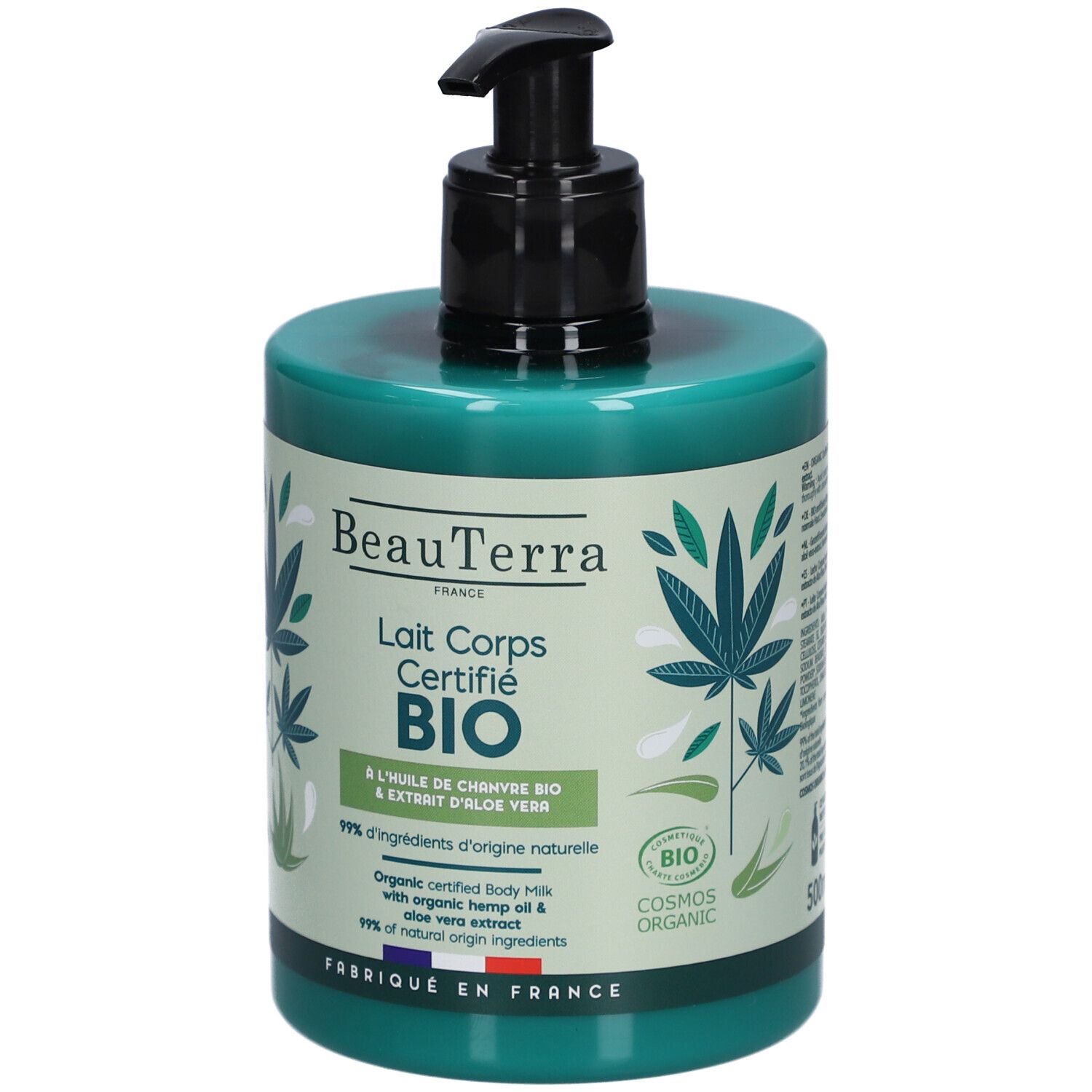 Grüne Flasche mit Pumpe. Aufschrift: BeauTerra, Lait Corps Certifié Bio. Enthält Hanföl und Aloe Vera. Bio-Zertifizierung. 500ml.