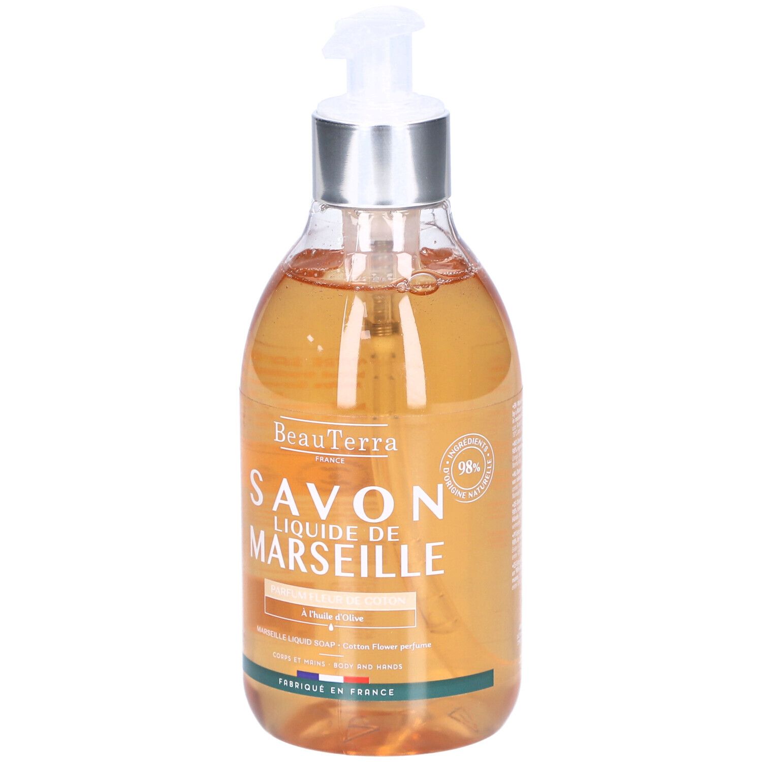 Savon liquide avec distributeur. Inscription: BeauTerra, Savon Liquide de Marseille, Fleur de Coton, à l'huile d'olive, 98% ingrédients naturels.
