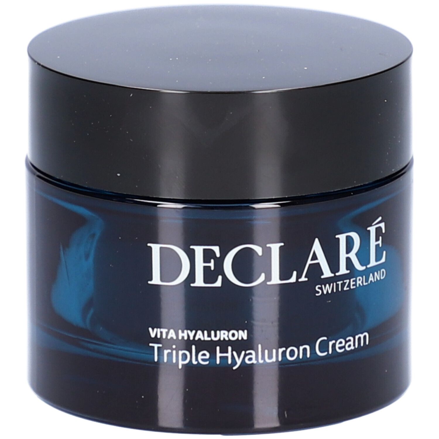Pot de crème avec couvercle noir. Inscription : DECLARÉ, Vita Hyaluron Triple Hyaluron Cream.