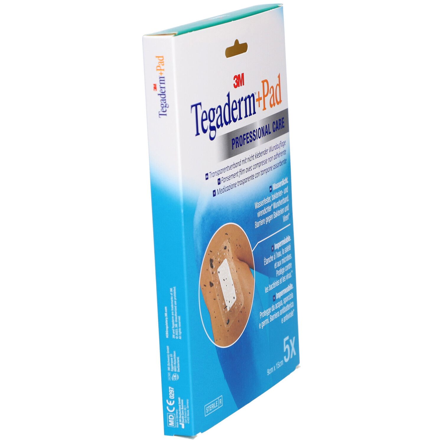 Boîte 3M Tegaderm+Pad en biais. Contient 5 pansements. Inscriptions : stérile, imperméable, antibactérien. Dimensions : 9x15 cm.