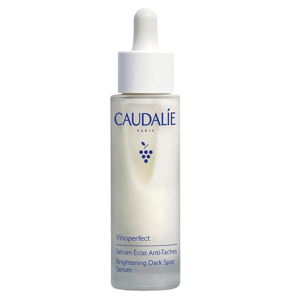 Serumflasche mit weißem Deckel und Pipette. Aufschrift CAUDALIE und Vinoperfect.