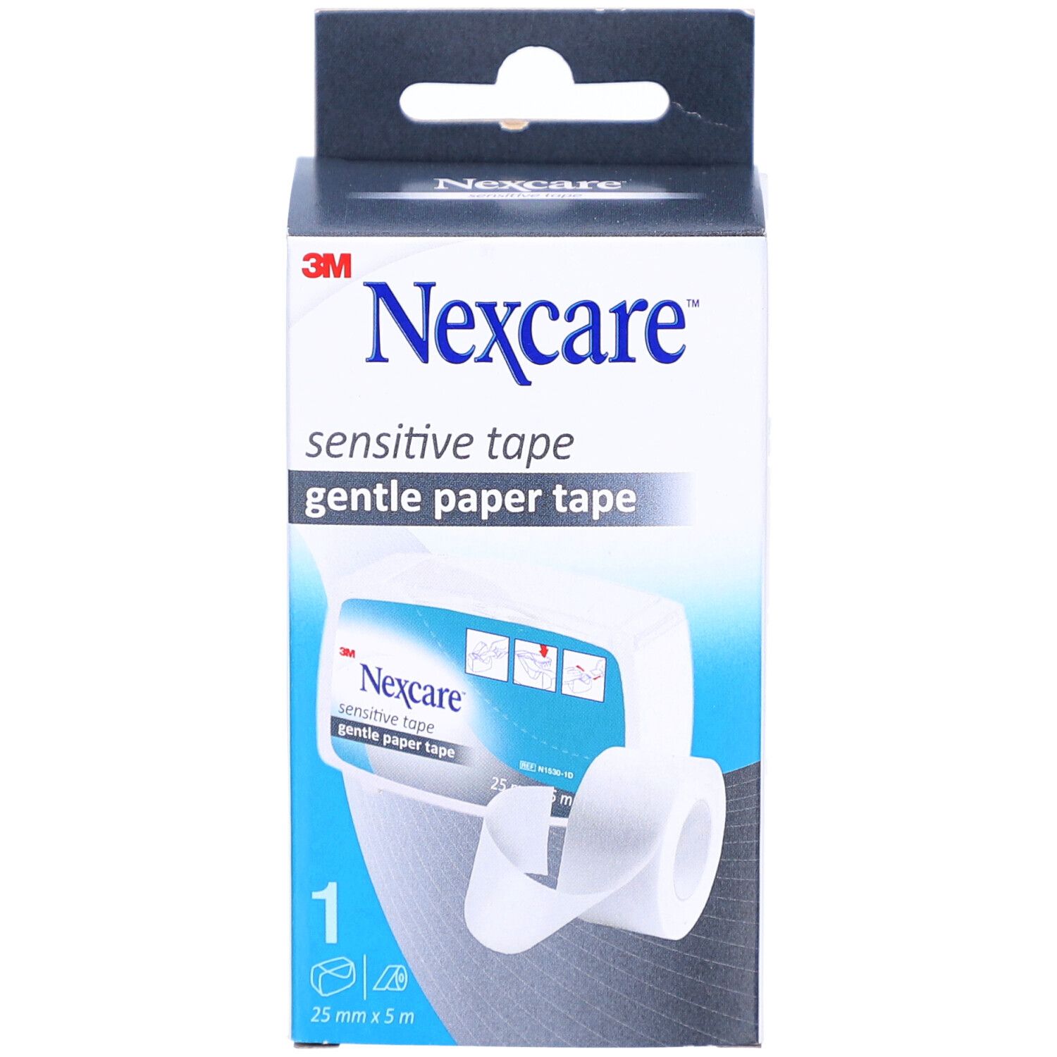 Boîte de Nexcare sensitive tape, vue de face. Inscriptions : Nexcare, sensitive tape, 25mm x 5m, 1 rouleau.