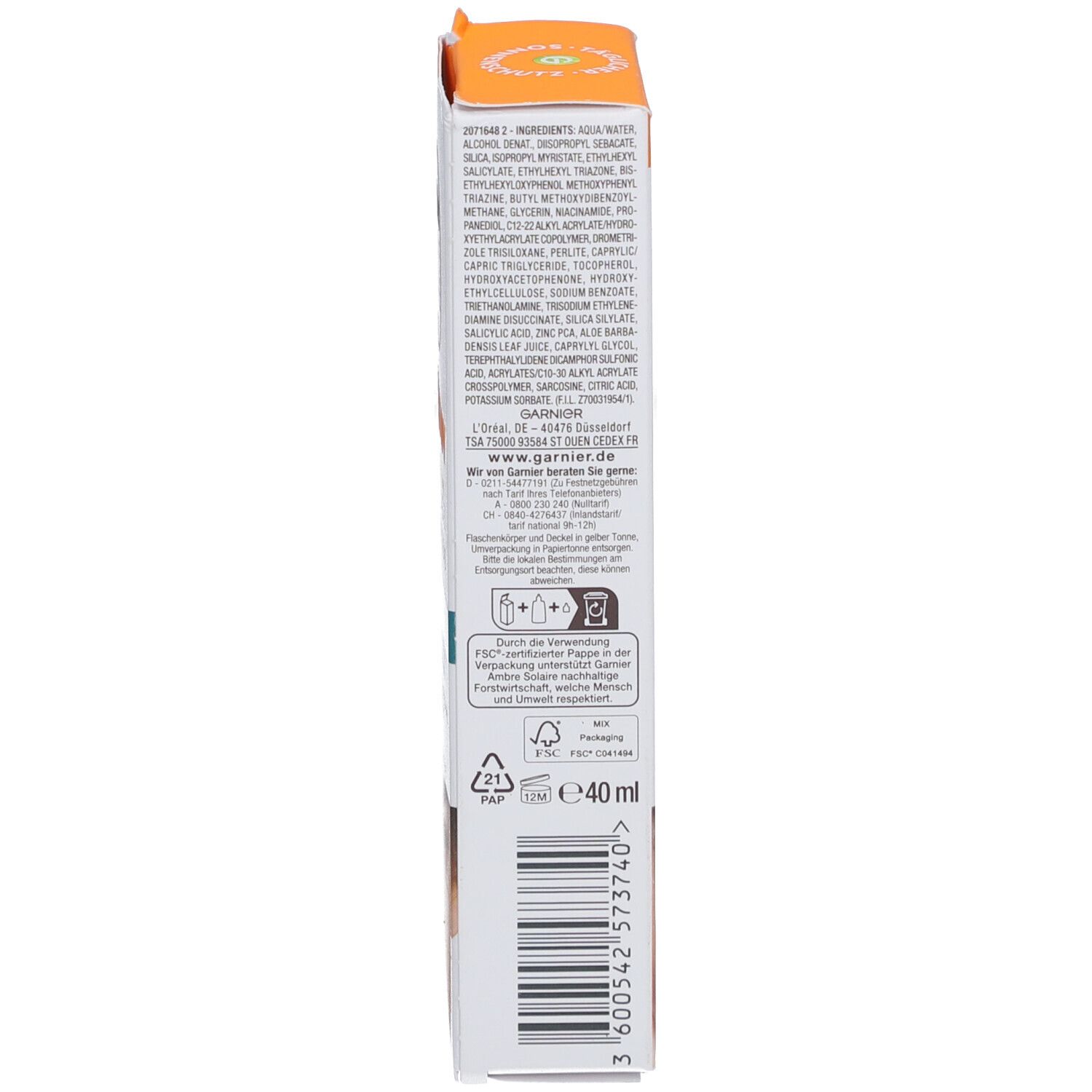 Seite der Produktverpackung. Text mit Inhaltsstoffen und Informationen. Garnier-Logo und Kontaktinformationen.