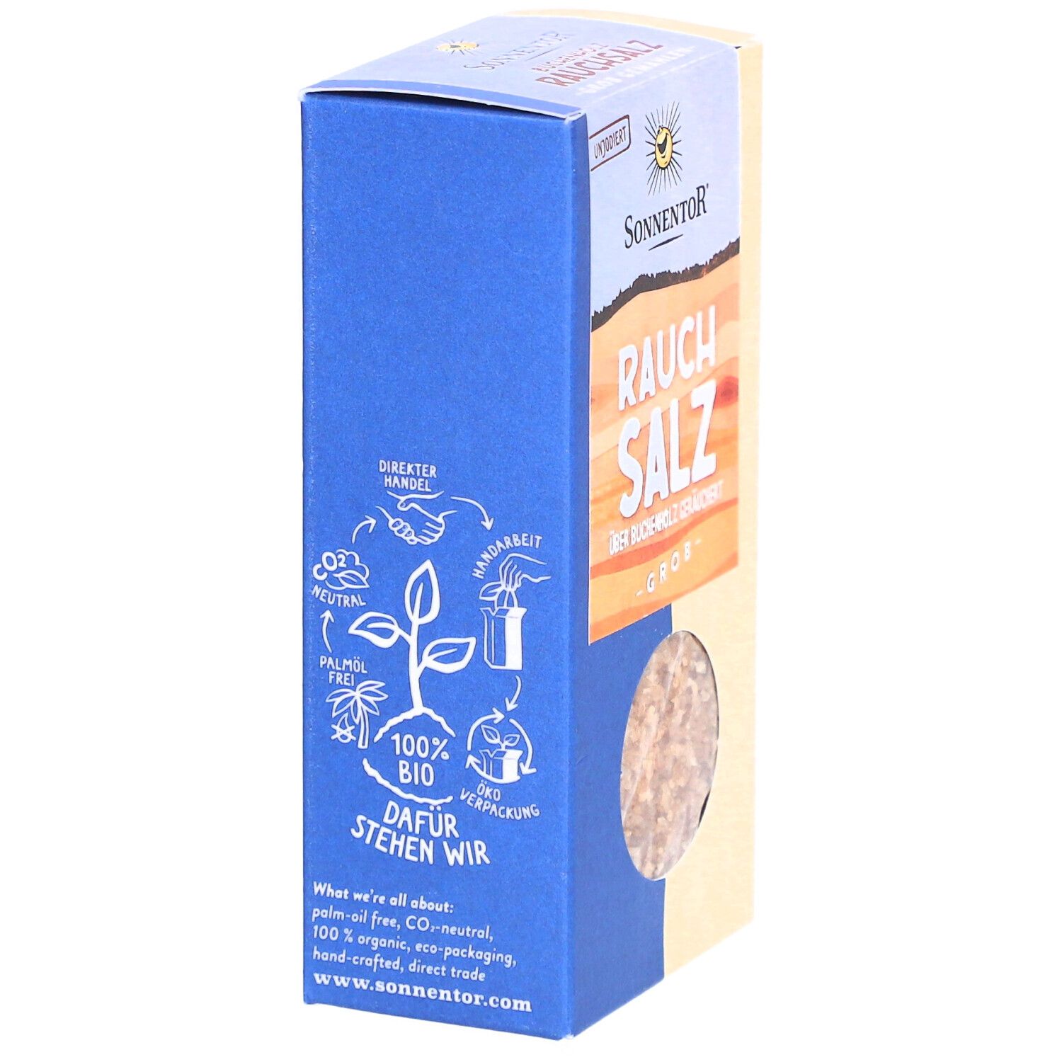 Côté bleu de l'emballage du sel fumé SONNENTOR®. Logos pour CO2 neutre, sans huile de palme, 100% bio. Texte : C'est ce que nous défendons.