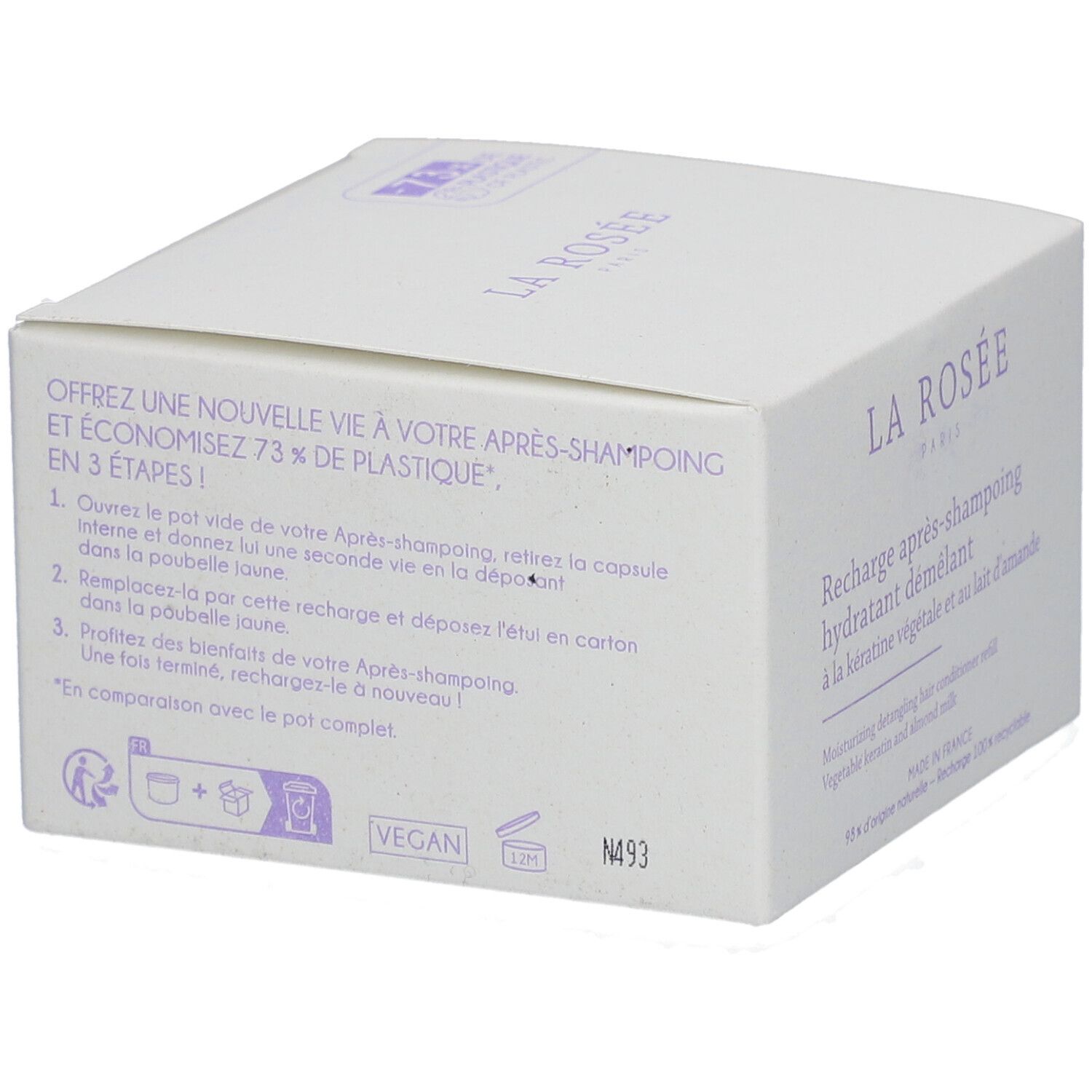 Boîte blanche avec informations produit. Texte: Offrez une nouvelle vie à votre après-shampooing et économisez 73 % de plastique.