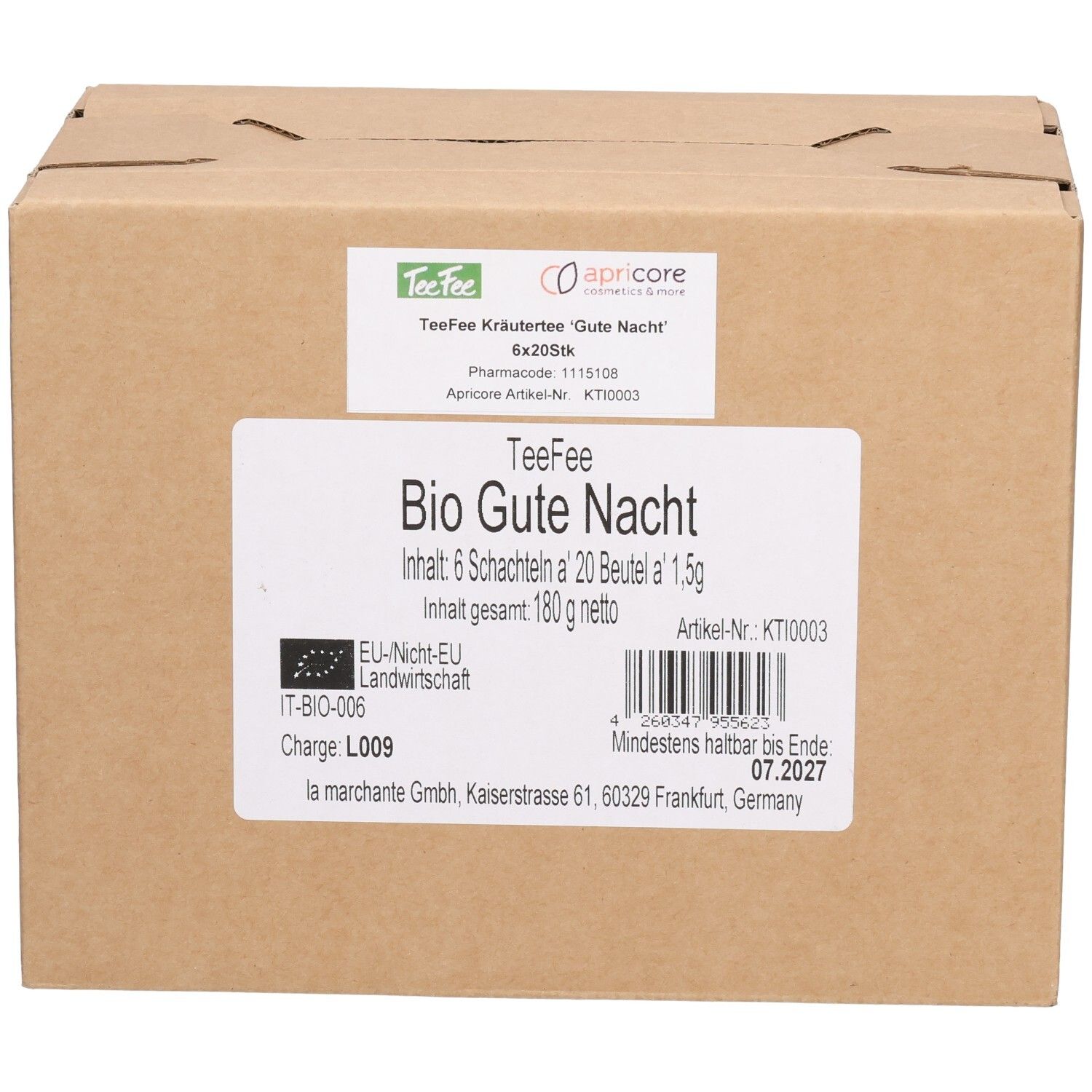Karton mit TeeFee Kräutertee Gute Nacht. Aufkleber mit Produktinformationen. EU-Bio-Siegel. Mindesthaltbarkeit bis Ende 07.2027.