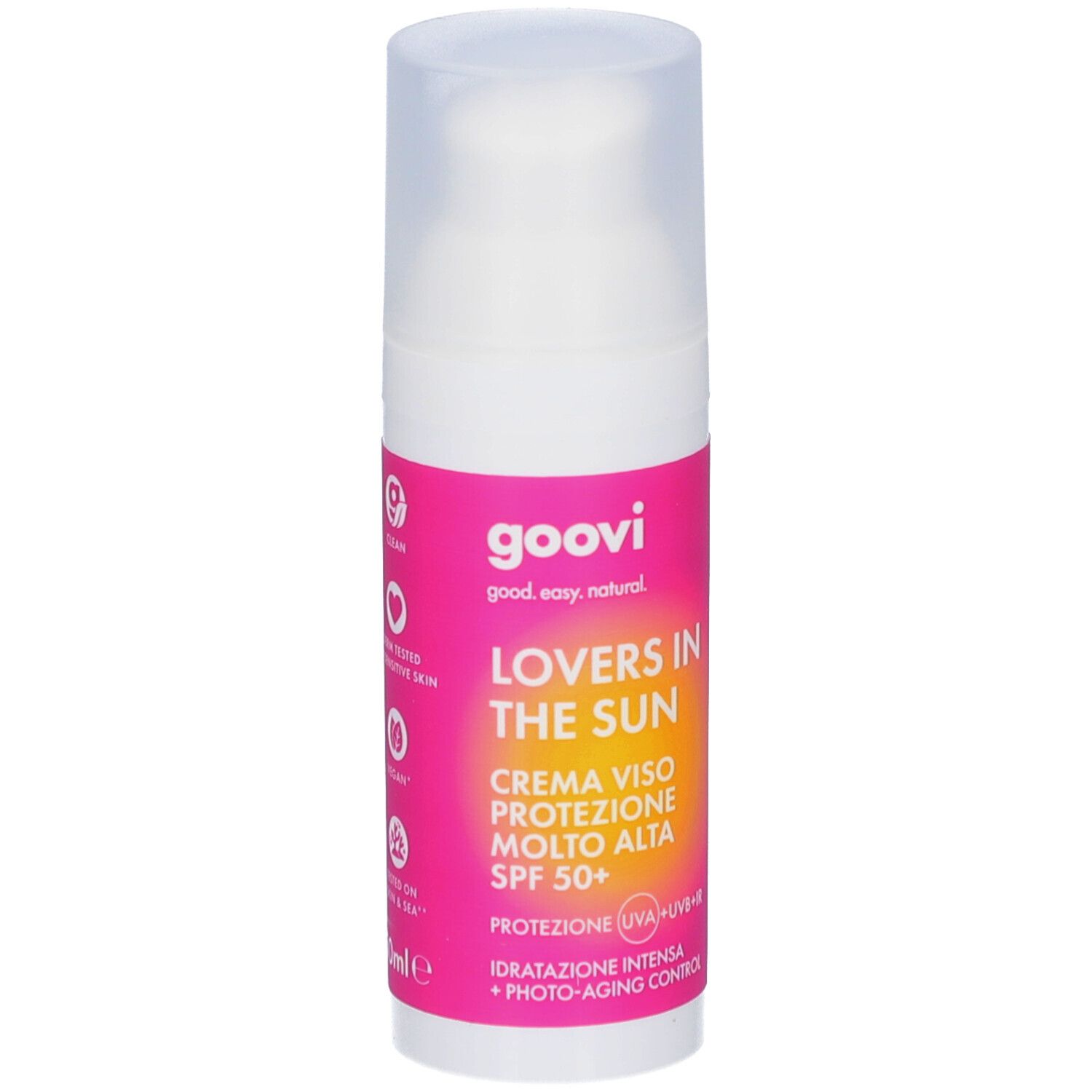 Weiße Flasche mit rosa Etikett. Aufschrift: GOOVI, Lovers in the Sun, Creme Viso Protezione Molto Alta SPF 50+. Mit UV-Schutz.
