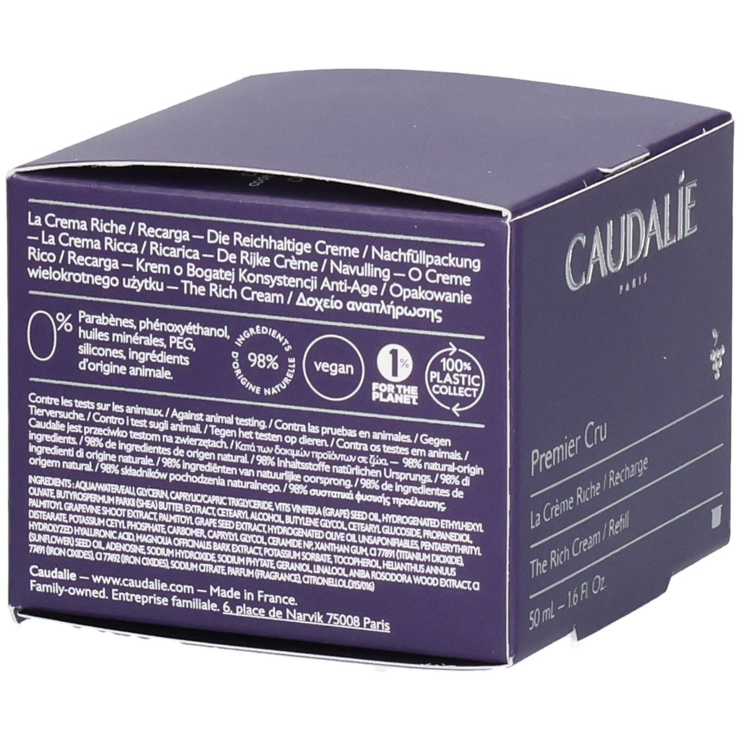 Verpackung von Caudalie Premier Cru Crème Riche Recharge. Text in mehreren Sprachen. Vegan- und Recycling-Siegel.