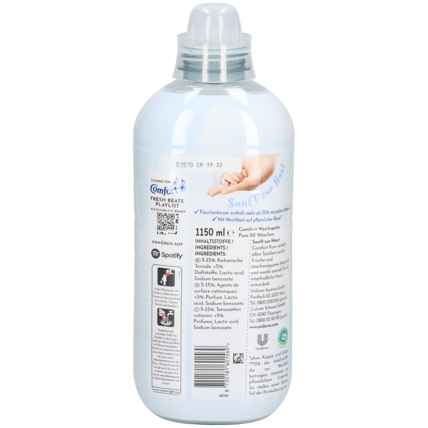 Rückseite der Flasche. Text: Comfort, 1150 ml, Inhaltsstoffe, Spotify-Code. Hand auf blauem Hintergrund.