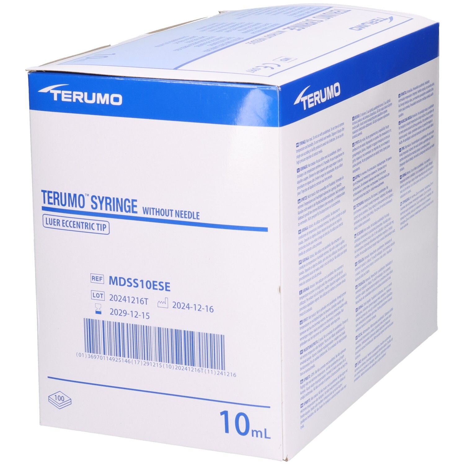 Verpackung der TERUMO Spritze. Aufschrift: TERUMO SYRINGE WITHOUT NEEDLE, 10 ml. Blaue und weiße Schachtel mit Logo und Chargennummer.