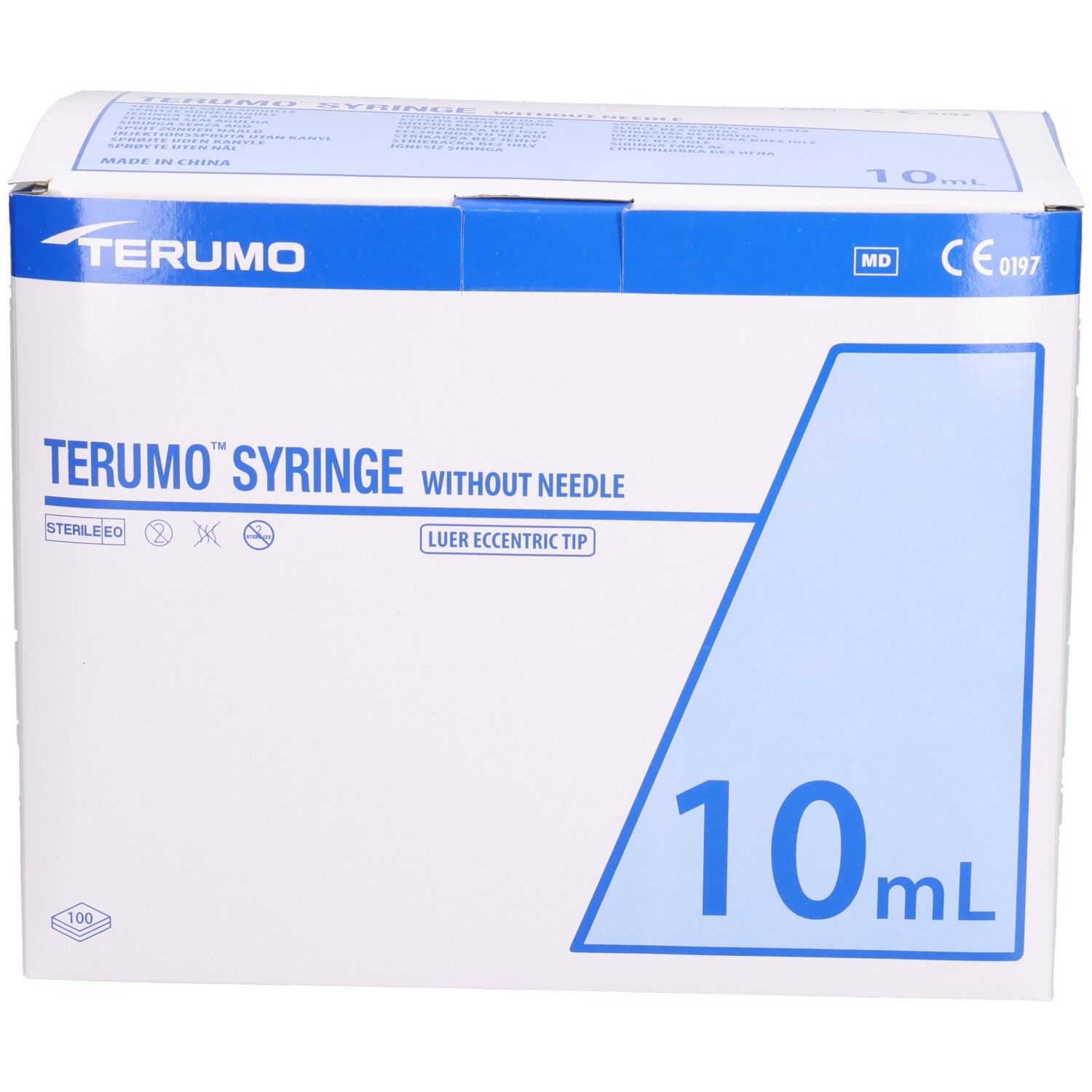 Verpackung der TERUMO Spritze. Aufschrift: TERUMO SYRINGE WITHOUT NEEDLE, 10 ml. Blaue und weiße Schachtel mit Logo und Zertifizierung.