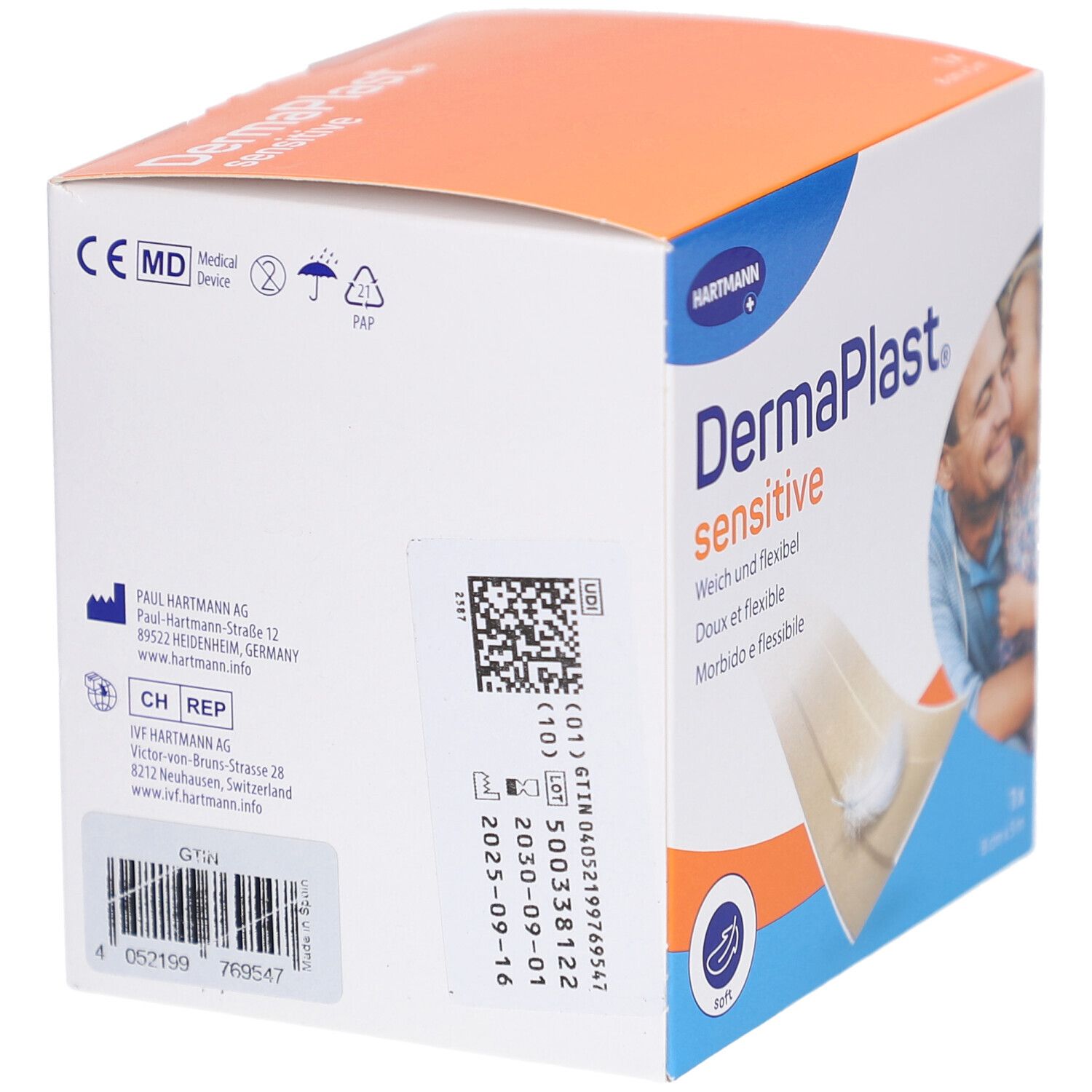 Rückseite der Verpackung von DERMAPLAST® sensitive. Informationen, QR-Code, Haltbarkeitsdatum, CE-Kennzeichnung.