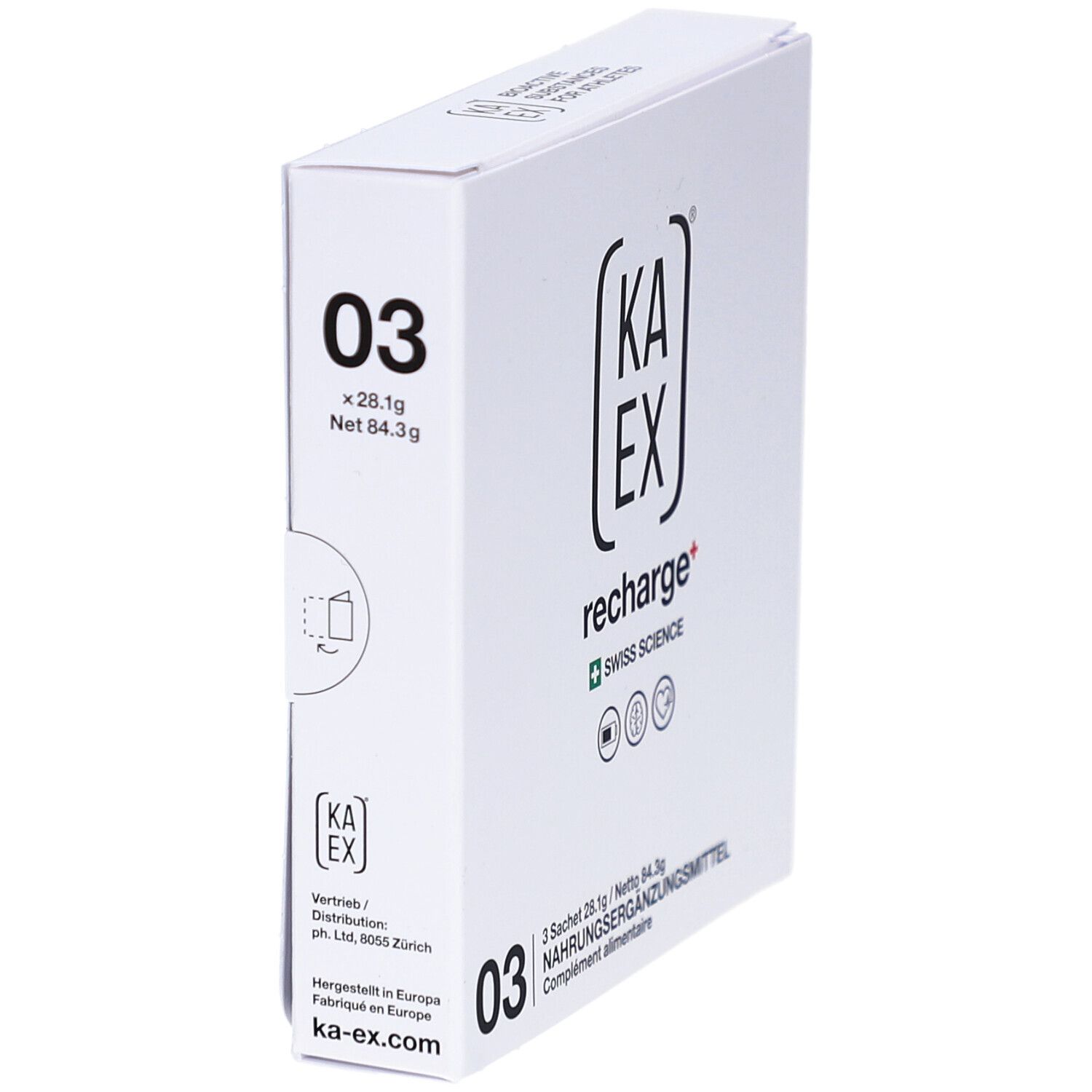 Weiße KAEX-Verpackung, schräg. Logo, Schriftzug "recharge+" und Icons. Aufdruck "03". Enthält 3 Sachets. Schweizer Wissenschaft.
