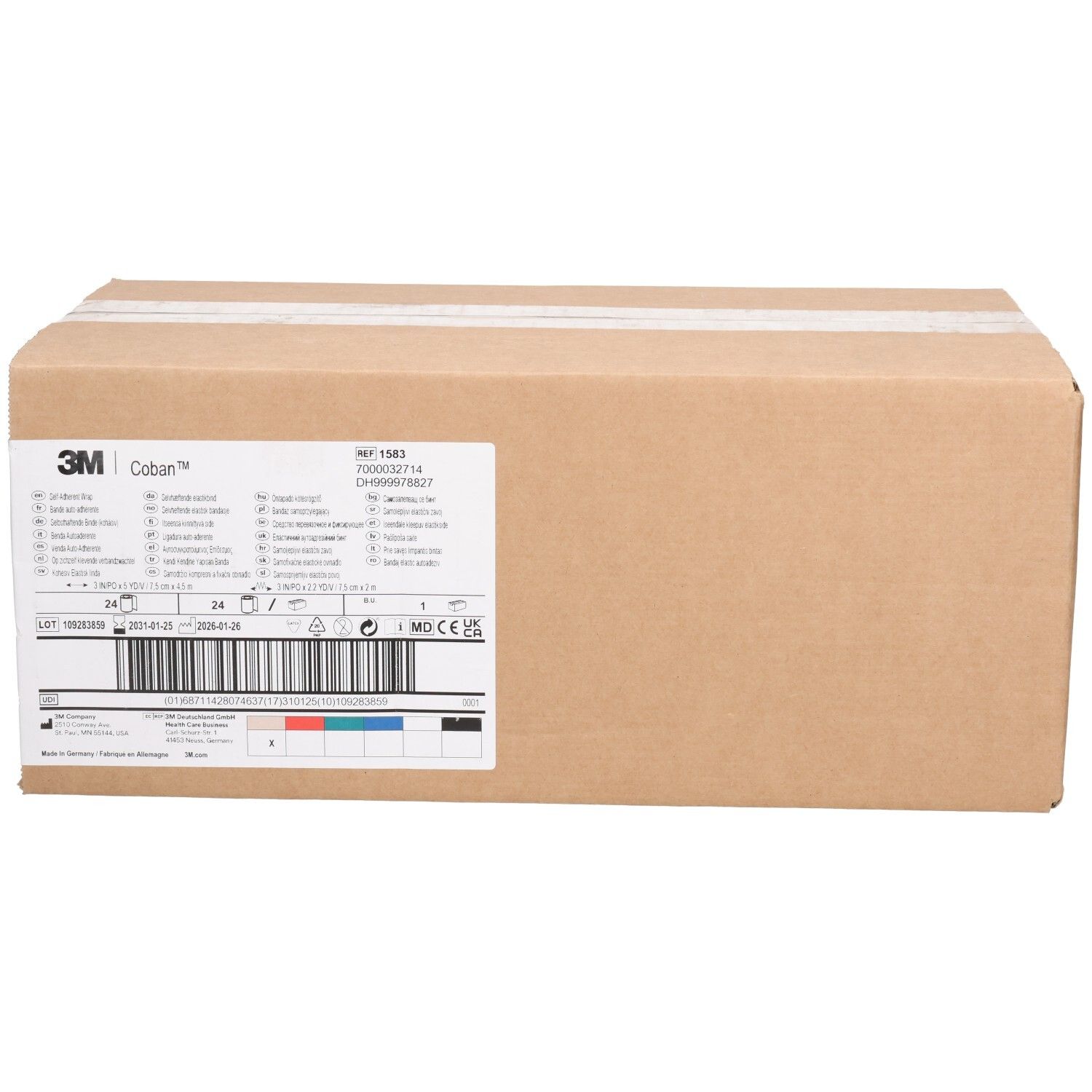 Braune Kartonverpackung mit weißem Klebeband. Auf der linken Seite befindet sich ein Etikett mit Produktinformationen und Barcode.