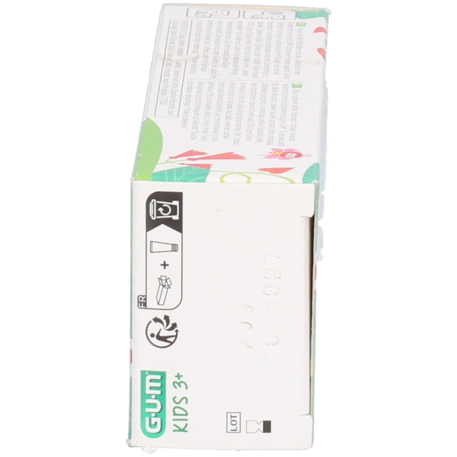 Kartonverpackung, Seitenansicht. G.U.M. Logo, KIDS 3+ und Piktogramme.