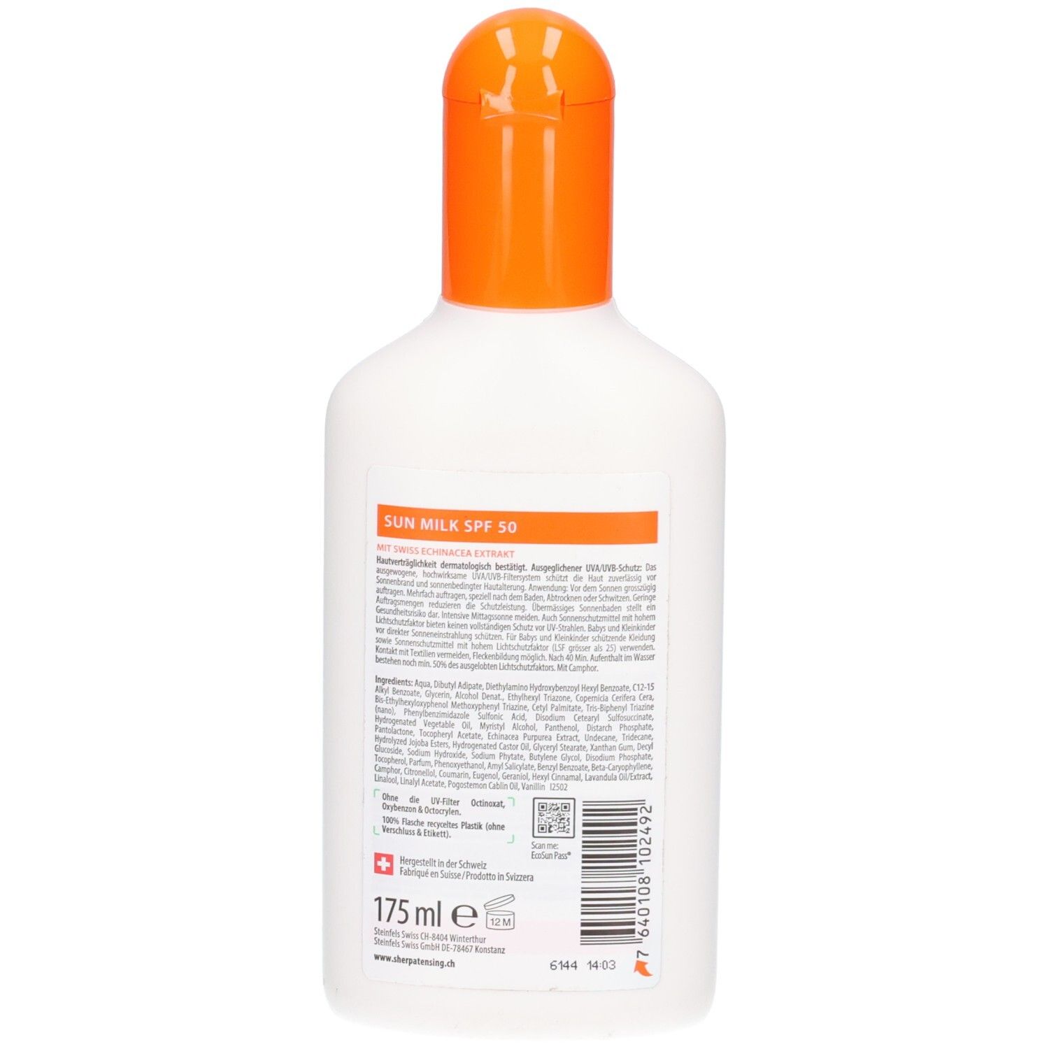 Rückseite der SHERPA TENSING Sonnenmilch SPF 50 Flasche mit Produktinformationen und Schweizer Kreuz.