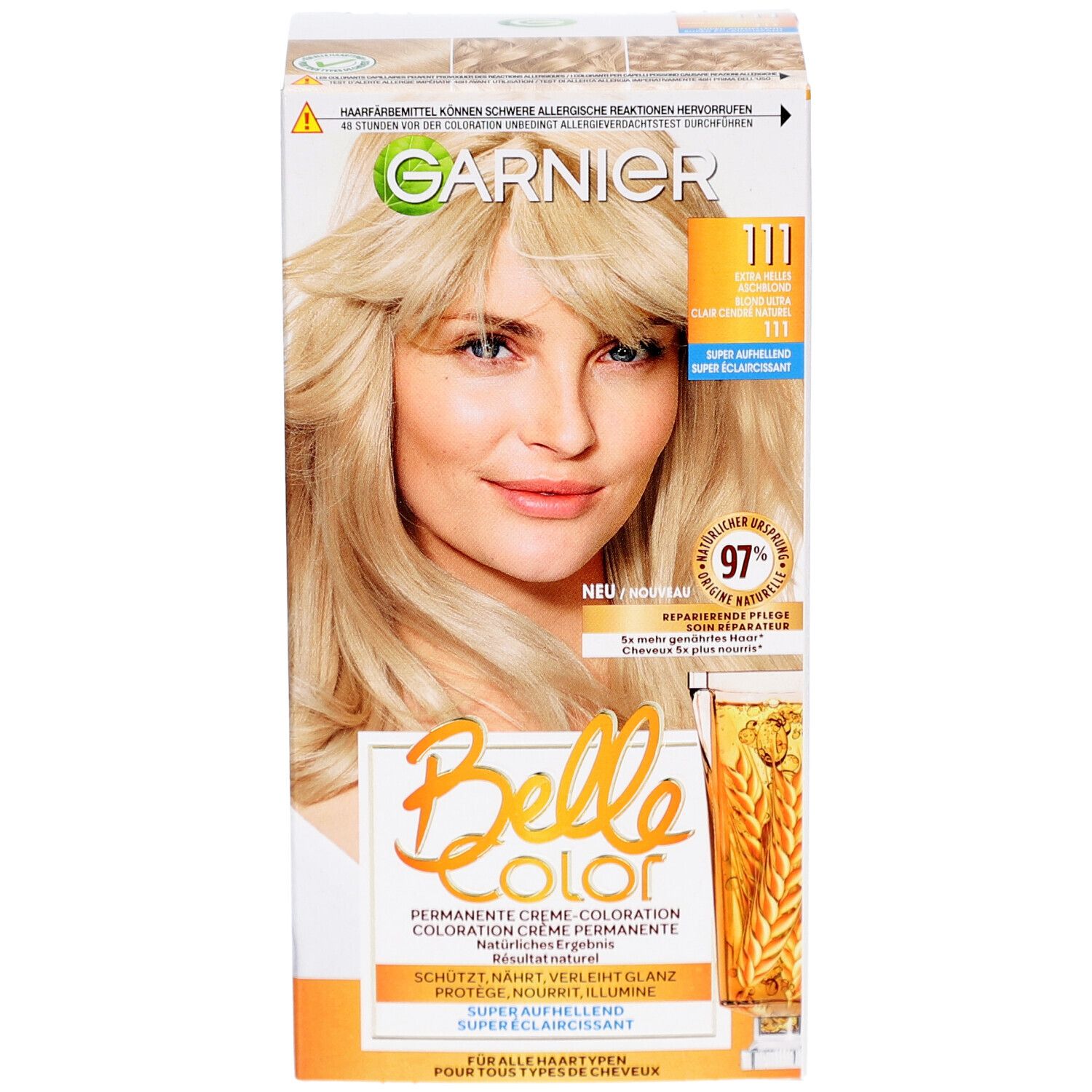 Boîte Garnier Belle Color. Femme blonde. Nom du produit, nuance 111. Texte: Super éclaircissant. 97% réparation.