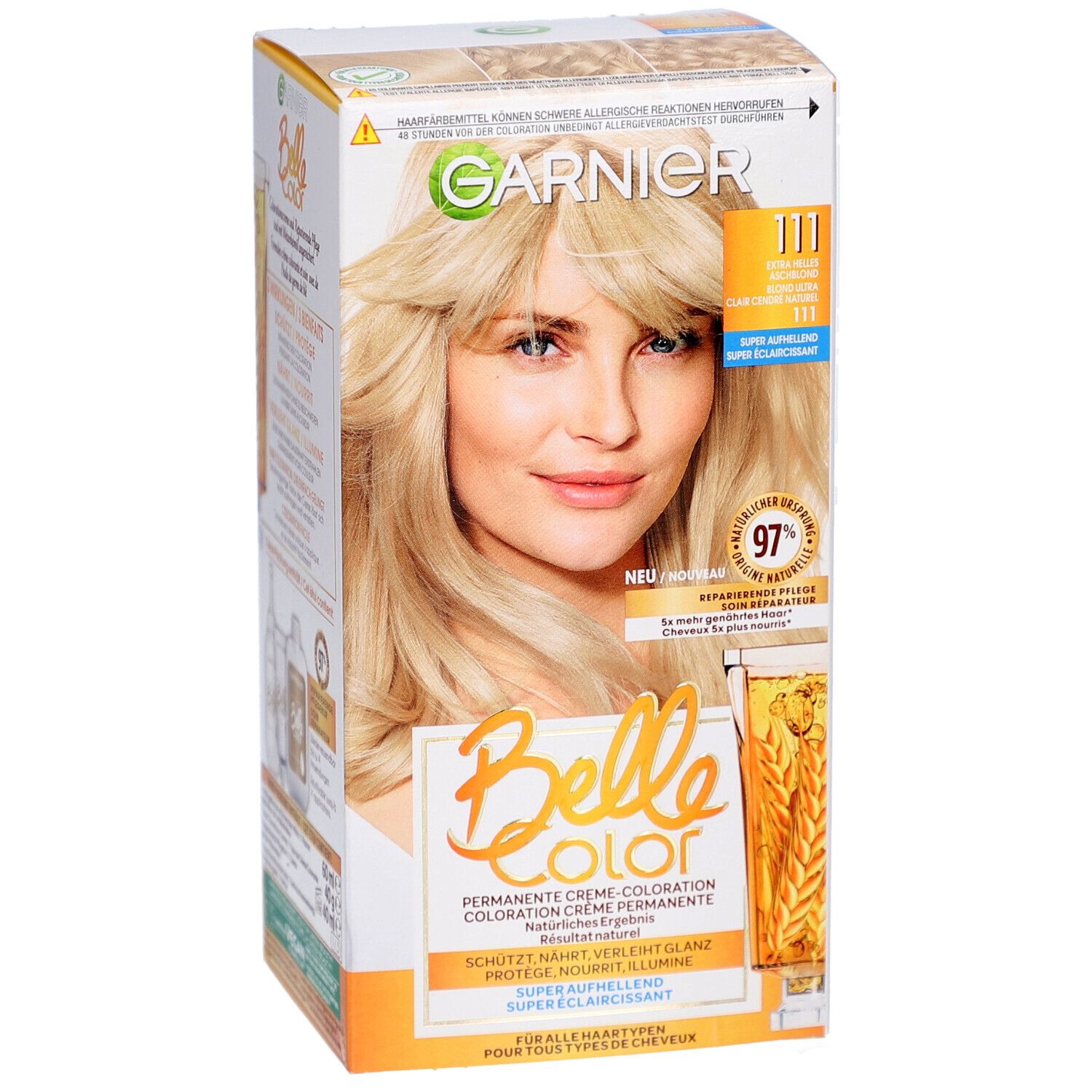 Boîte Garnier Belle Color. Femme blonde. Nom du produit, nuance 111. Texte: Super éclaircissant. 97% réparation.