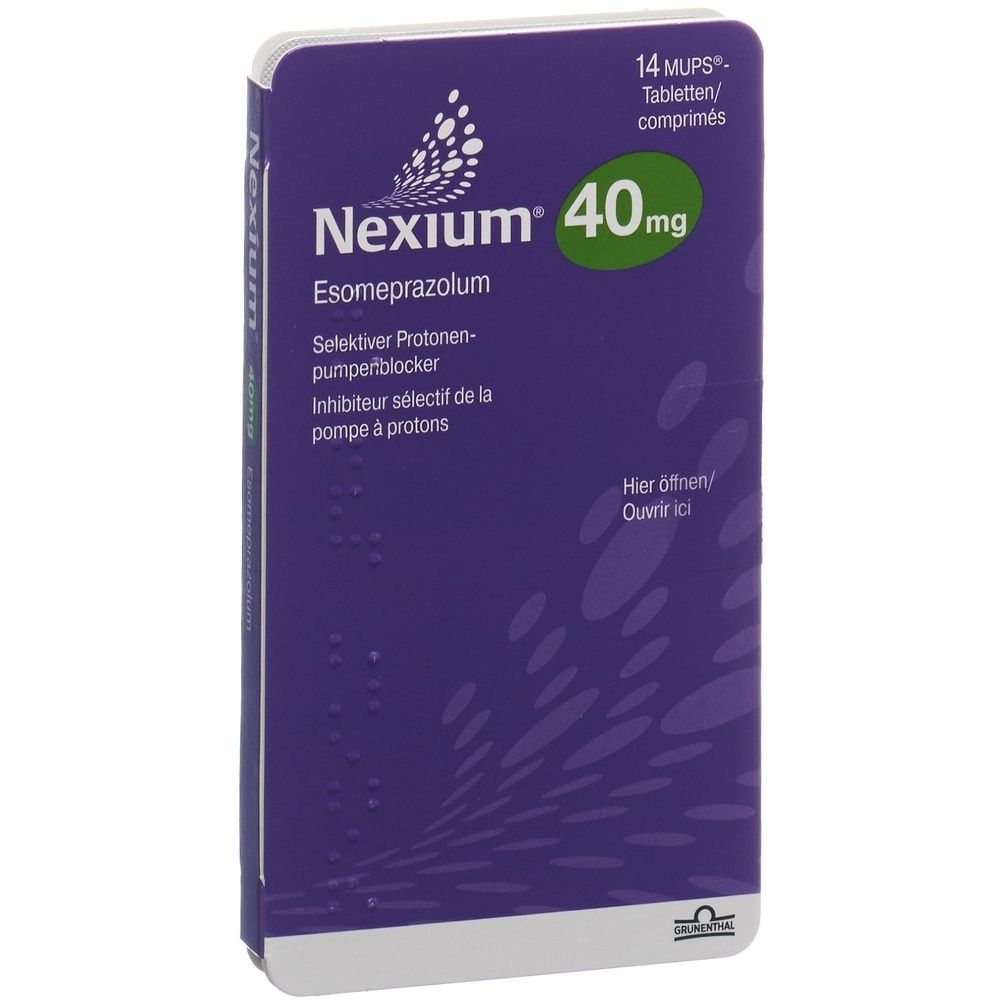 Violette Medikamentenverpackung mit weißem Nexium-Logo und 40mg-Angabe. Enthält Esomeprazolum. Text: Tabletten/comprimés, Hier öffnen/Ouvrir ici.