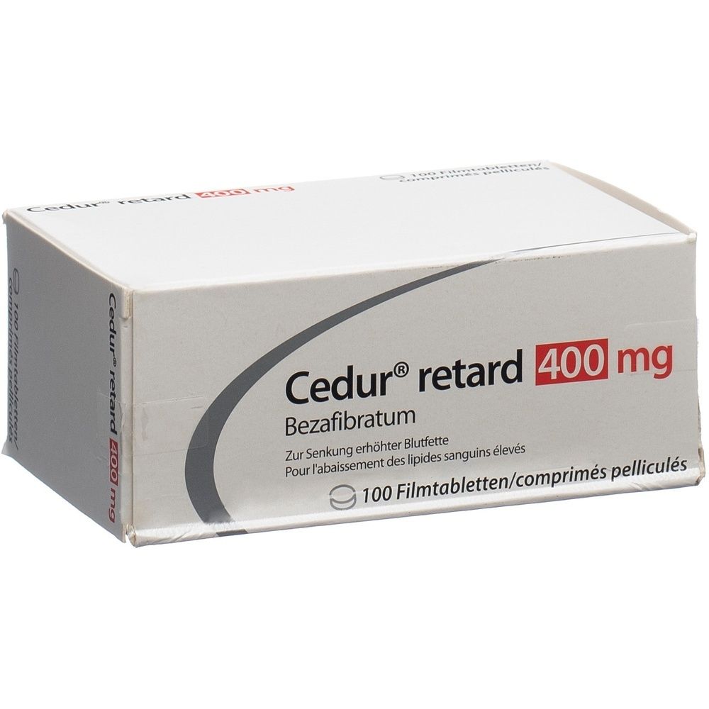 Kartonverpackung mit Produktbezeichnung und Dosierung. Weißer Karton mit Schriftzug "Cedur retard 400 mg".