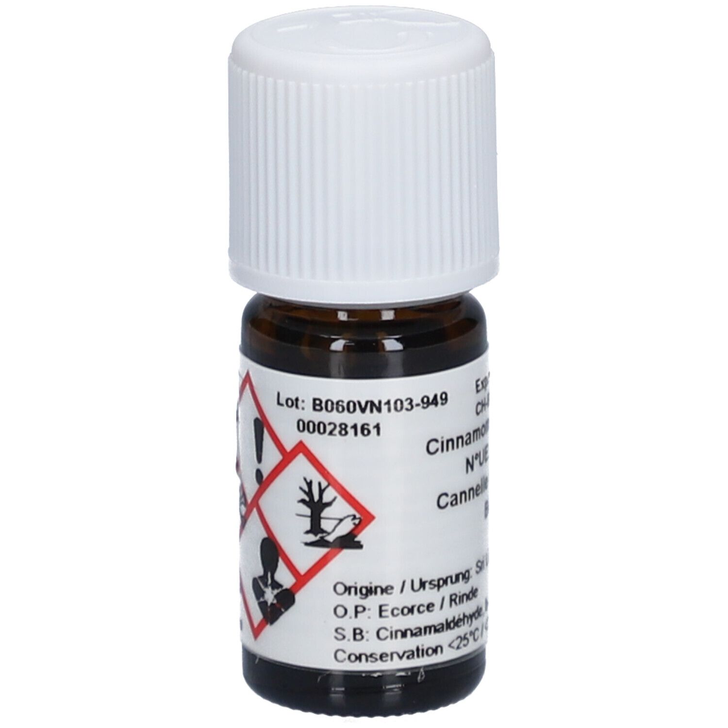 Flacon en verre brun avec bouchon blanc. Étiquette avec symboles de danger et informations produit. HE 5 ml.