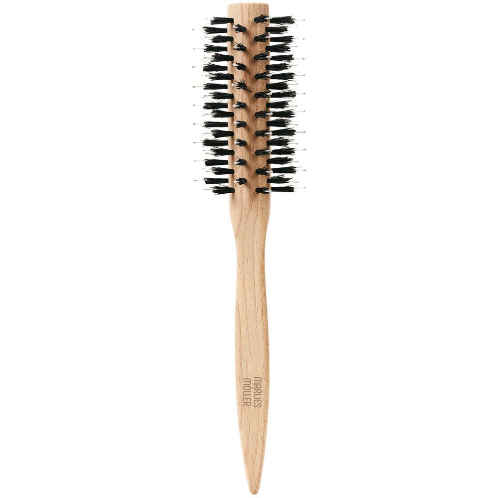 Brosse ronde en bois avec poils noirs. Manche avec logo. MARLIES MÖLLER.