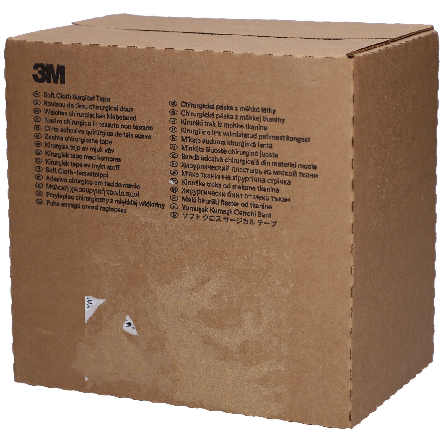 Brauner Karton mit Text. Auf dem Karton steht "3M Soft Cloth Surgical Tape".