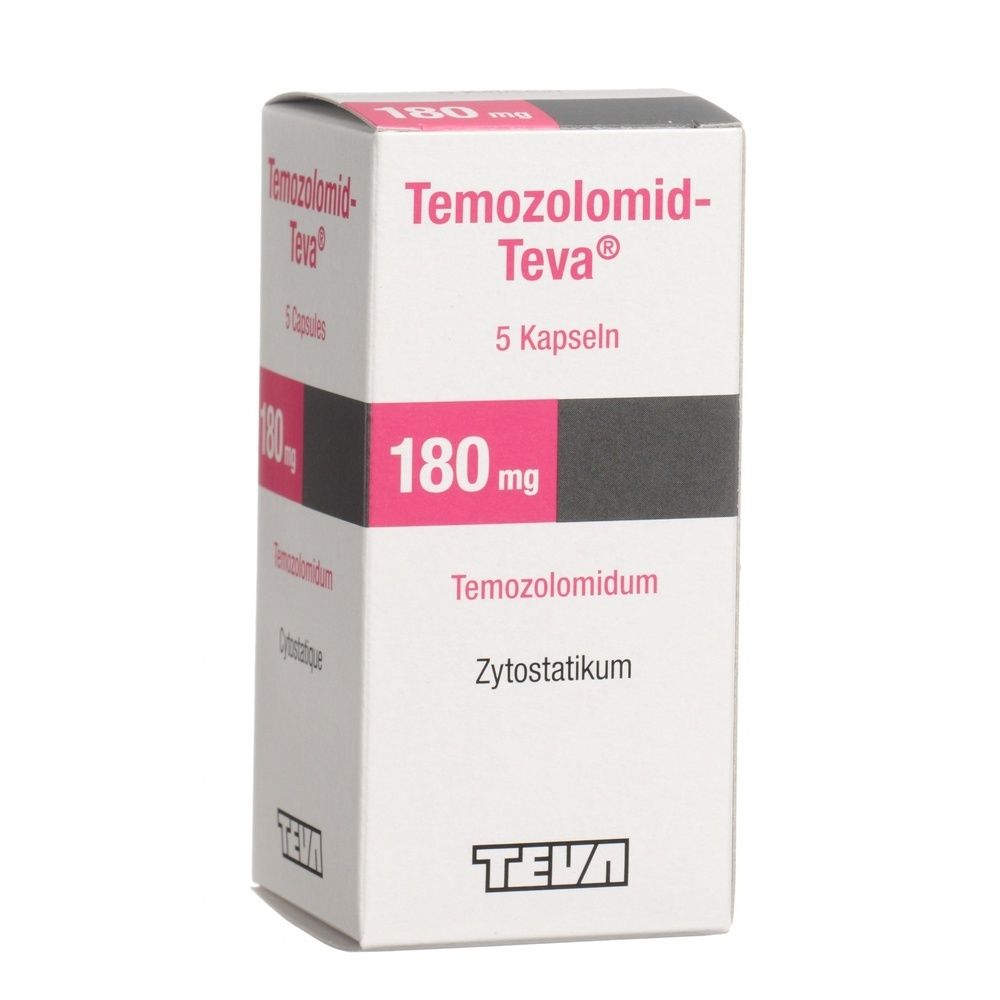Boîte de TEMOZOLOMID Teva Kaps 180 mg. Inscriptions roses et blanches. Logo Teva en bas.