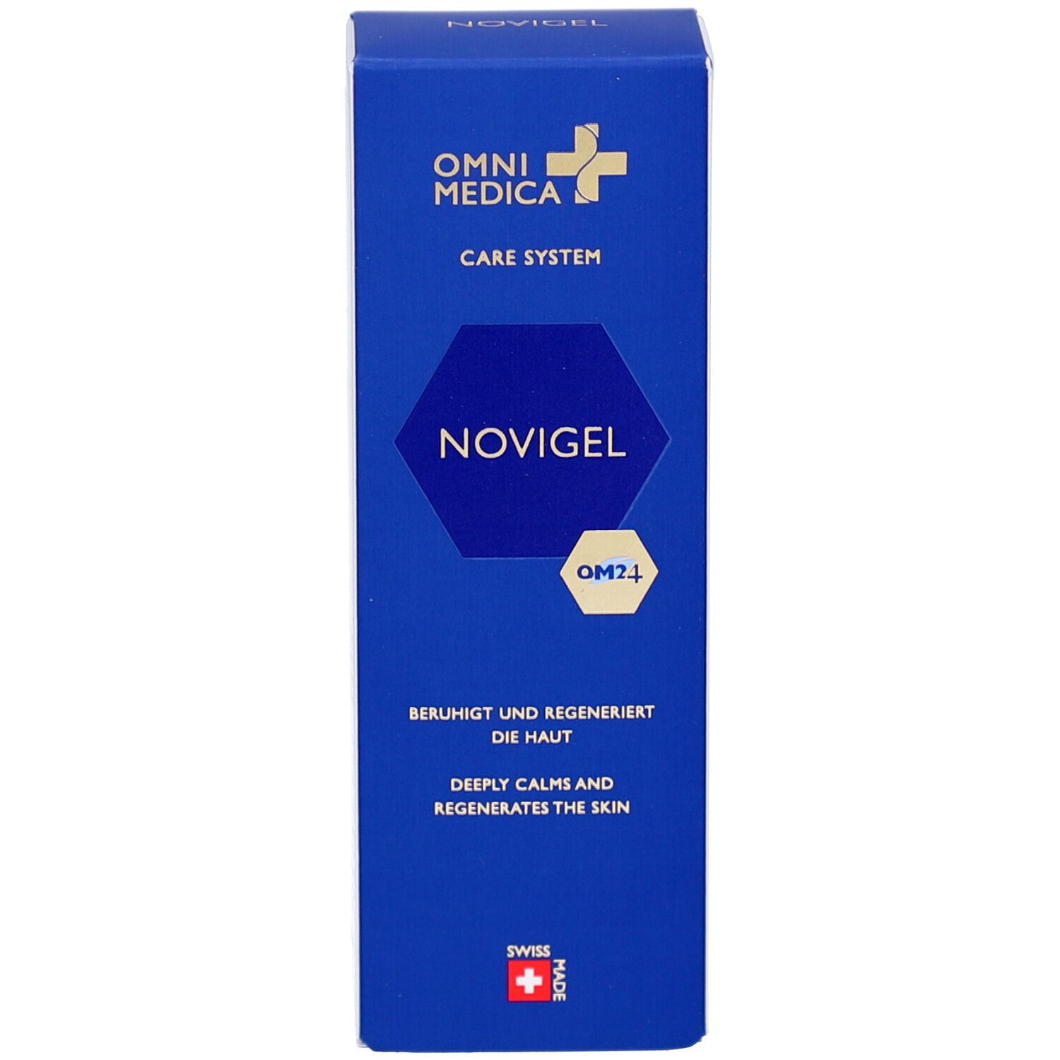 Blaue Produktverpackung. OMNI MEDICA und NOVIGEL-Logo. Text: Beruhigt und regeneriert die Haut. Swiss Made.