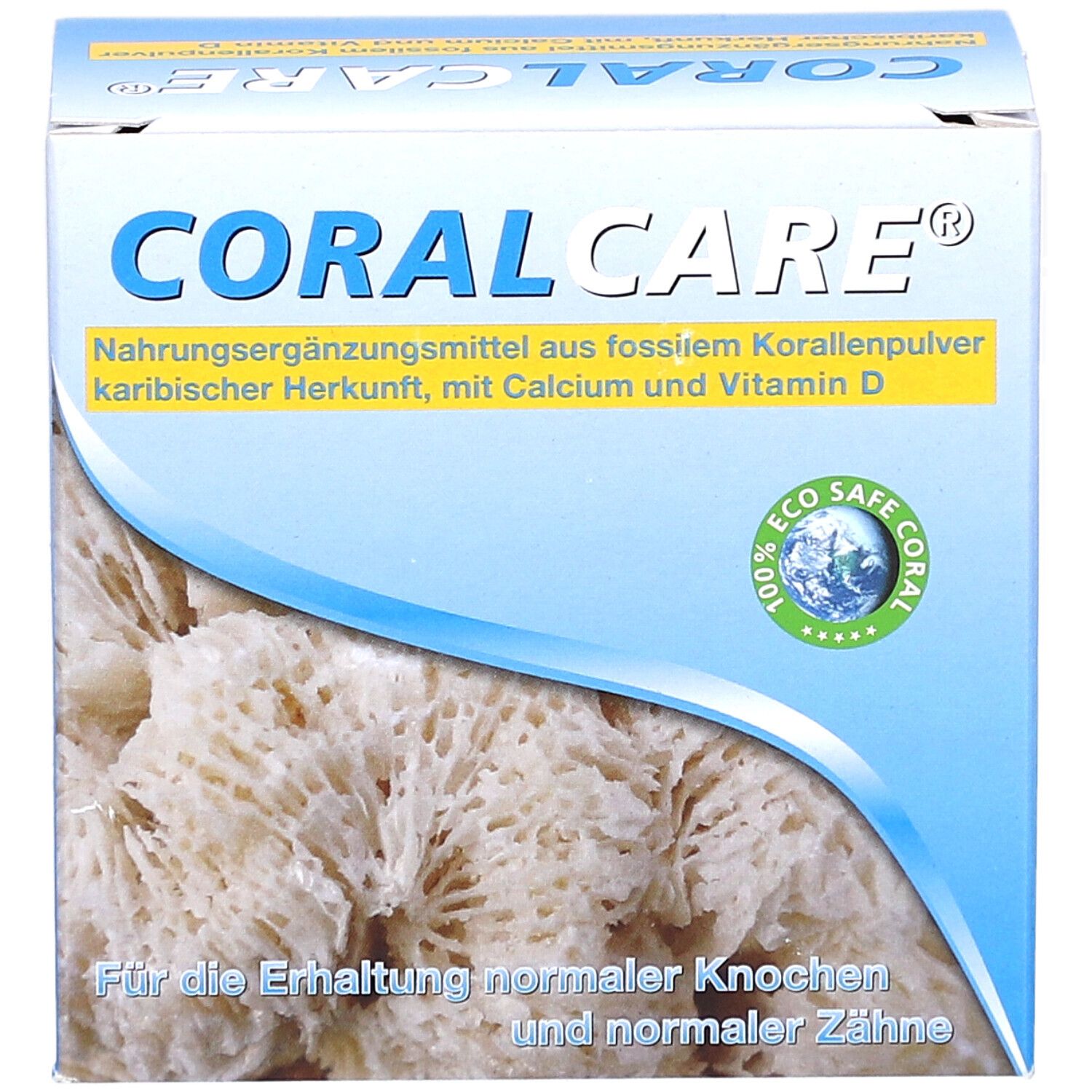 Blau-weiße Schachtel mit Produktnamen CORAL CARE. Text: Nahrungsergänzungsmittel aus fossilem Korallenpulver. Eco Safe Coral-Siegel. Text unten: Für die Erhaltung normaler Knochen und normaler Zähne.