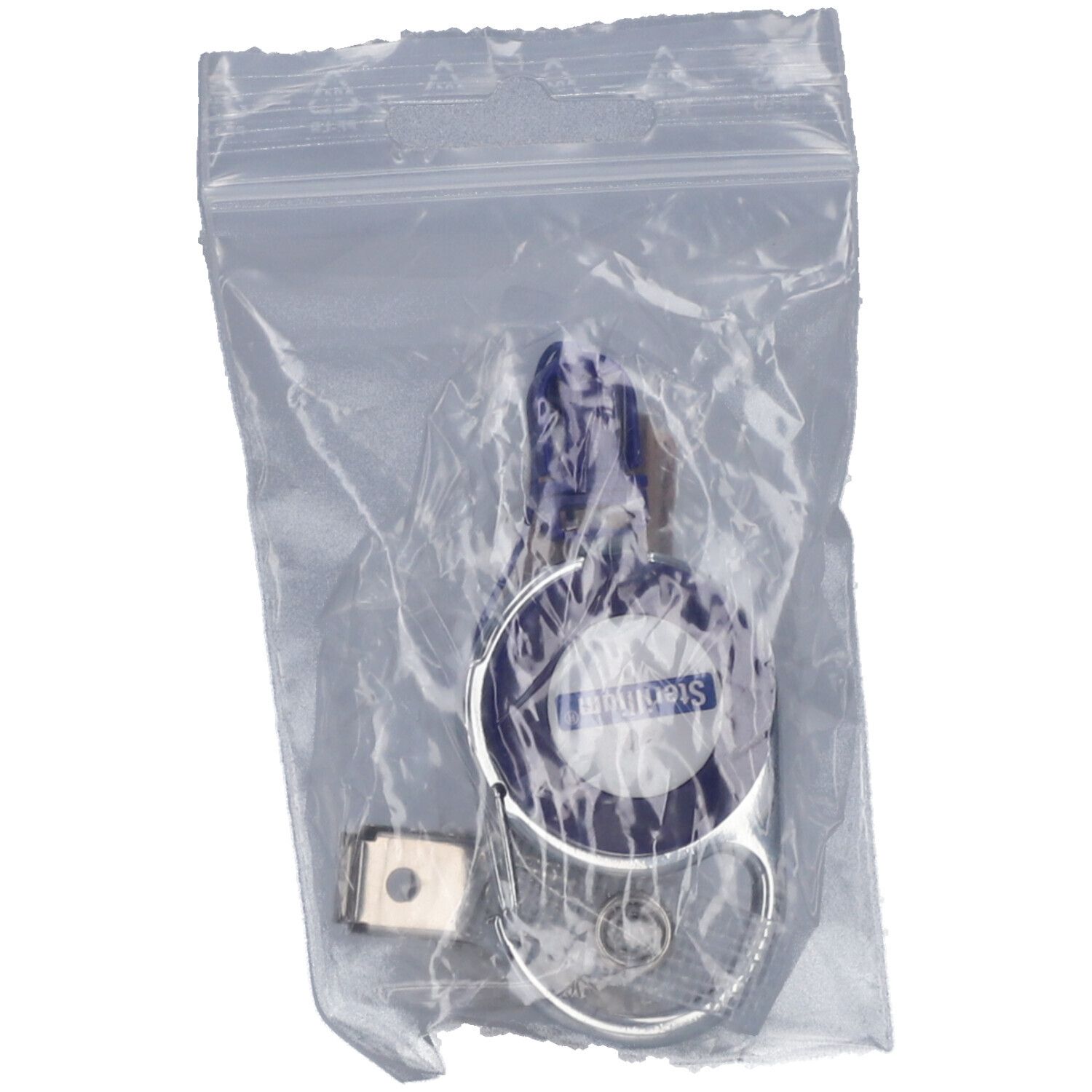 Produkt in transparenter Plastiktüte. Sichtbar: Clip mit Karabinerhaken und Logo. Sterillium®-Logo auf blauem Gehäuse.