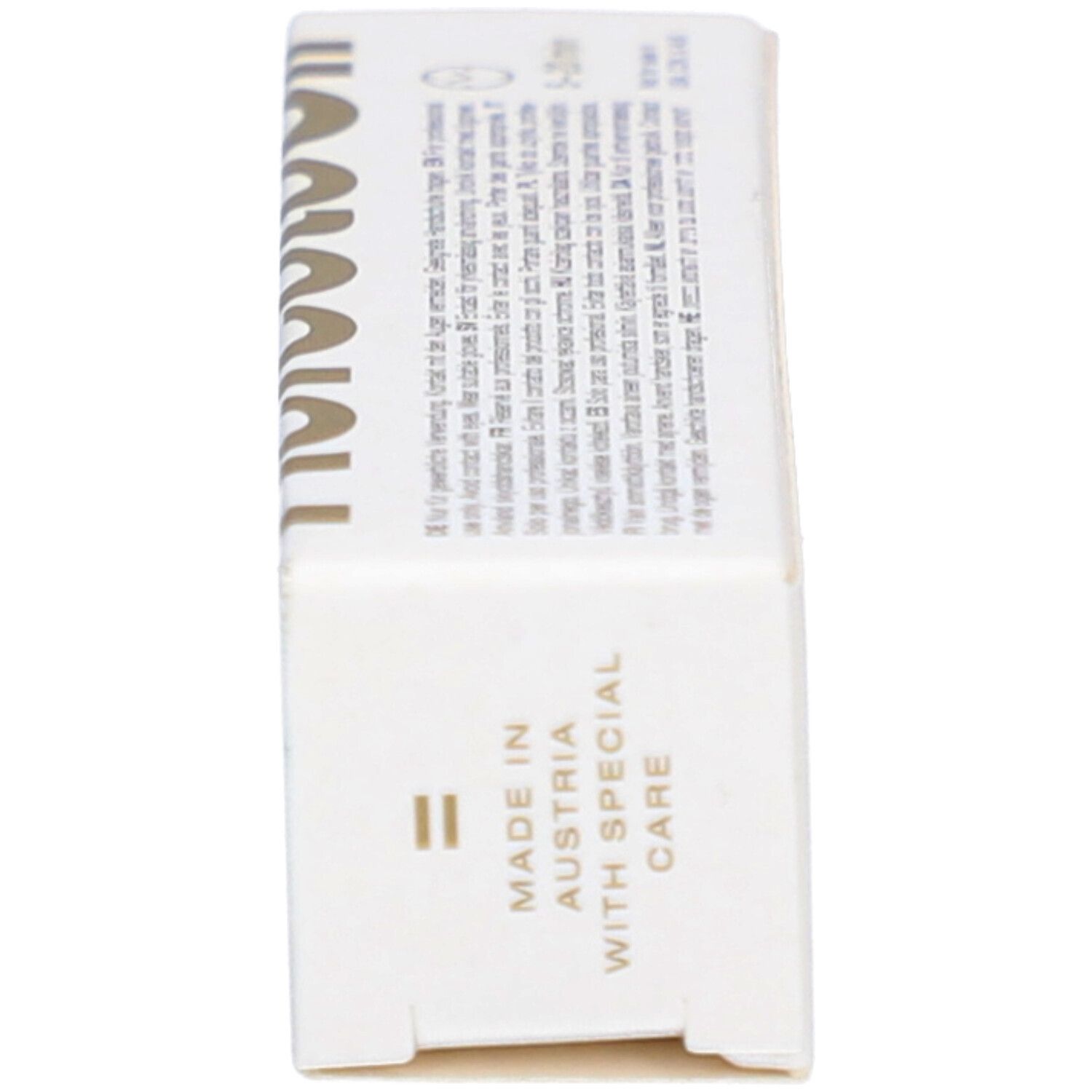 Schachtel, Seitenansicht. Made in Austria. Mit besonderer Sorgfalt.