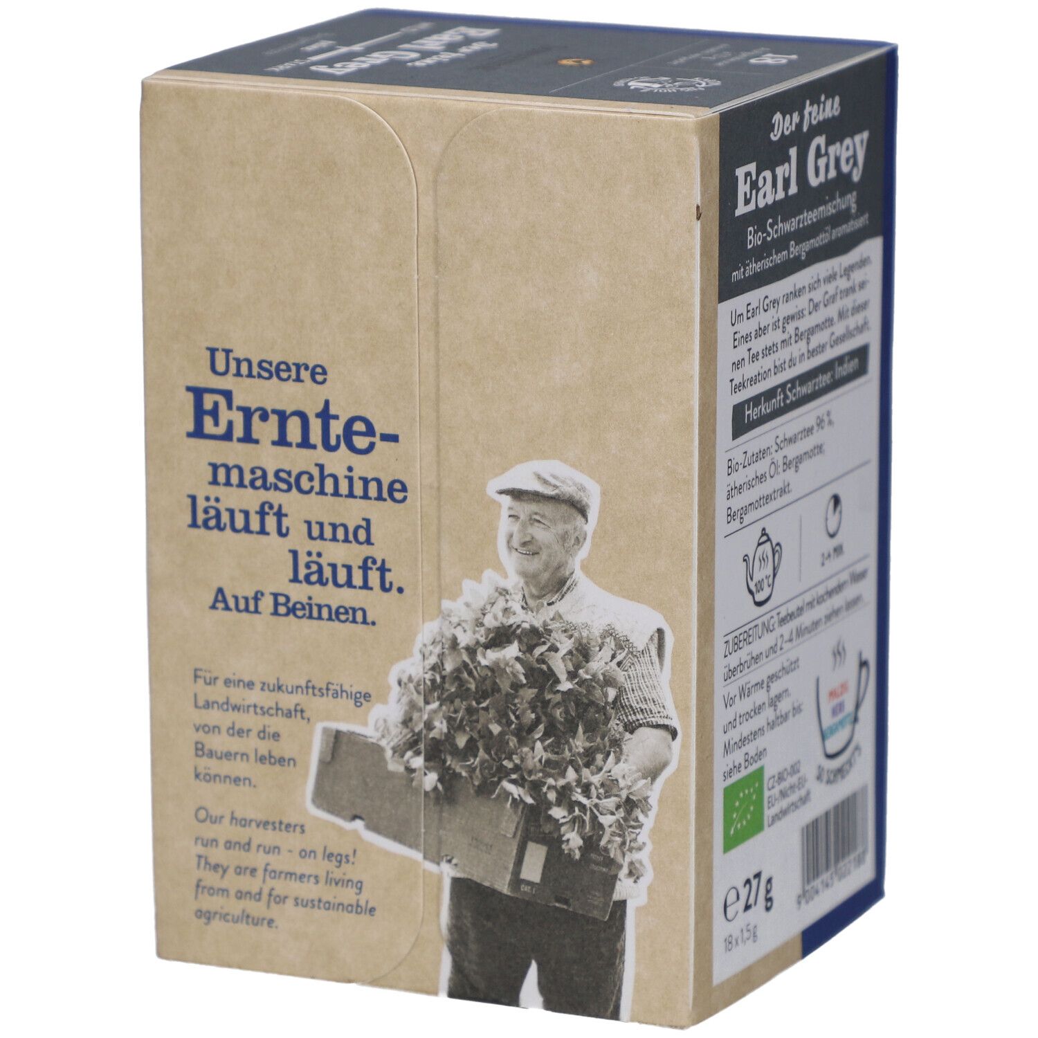 Teeverpackung mit Text: Unsere Erntemaschine läuft und läuft. Illustration eines Mannes mit Blättern. Logo: BIO-Siegel. Inhalt: 27g.