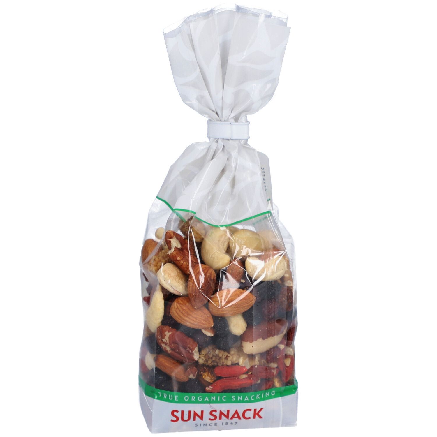 Transparente Tüte mit BIO SUN SNACK. Sichtbar sind Nüsse und Trockenfrüchte. Aufkleber mit Logo und Text.