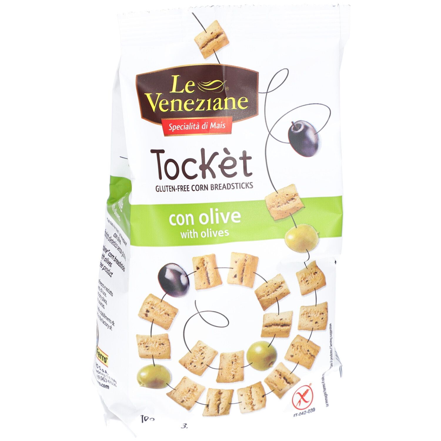 Paquet de Tockèt, bâtonnets de maïs sans gluten aux olives. Marque Le Veneziane. Nom du produit et olives visibles.