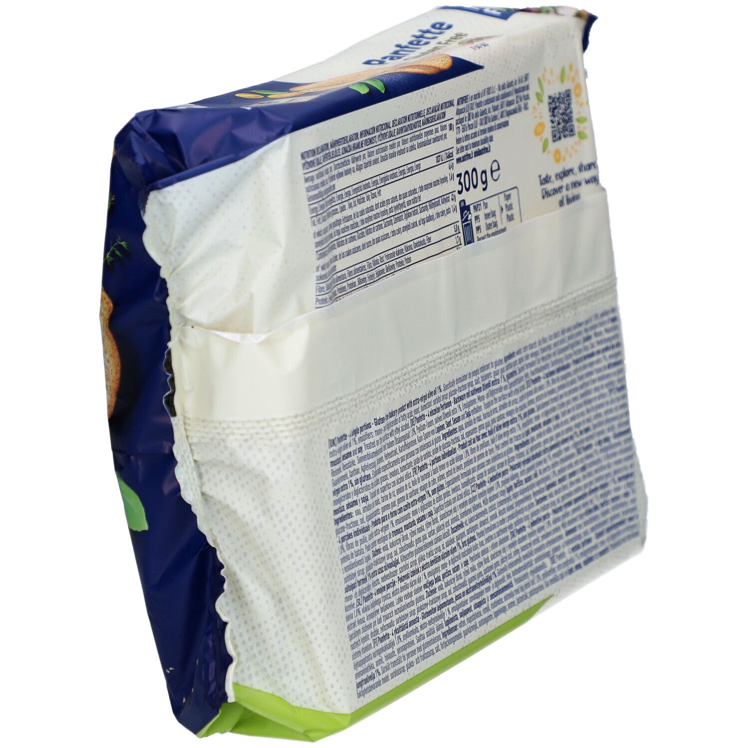 Schrägansicht der Rückseite der Nutrifree Panfette glutenfrei Verpackung. Textliche Informationen und Nährwertangaben.