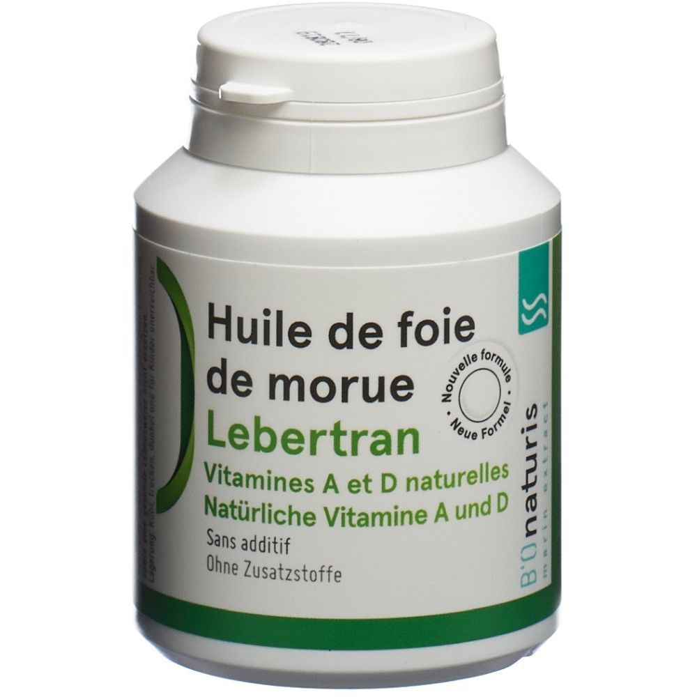 Flacon blanc avec étiquette verte. Inscription : Huile de foie de morue Lebertran. Vitamines A et D naturelles. Sans additif.