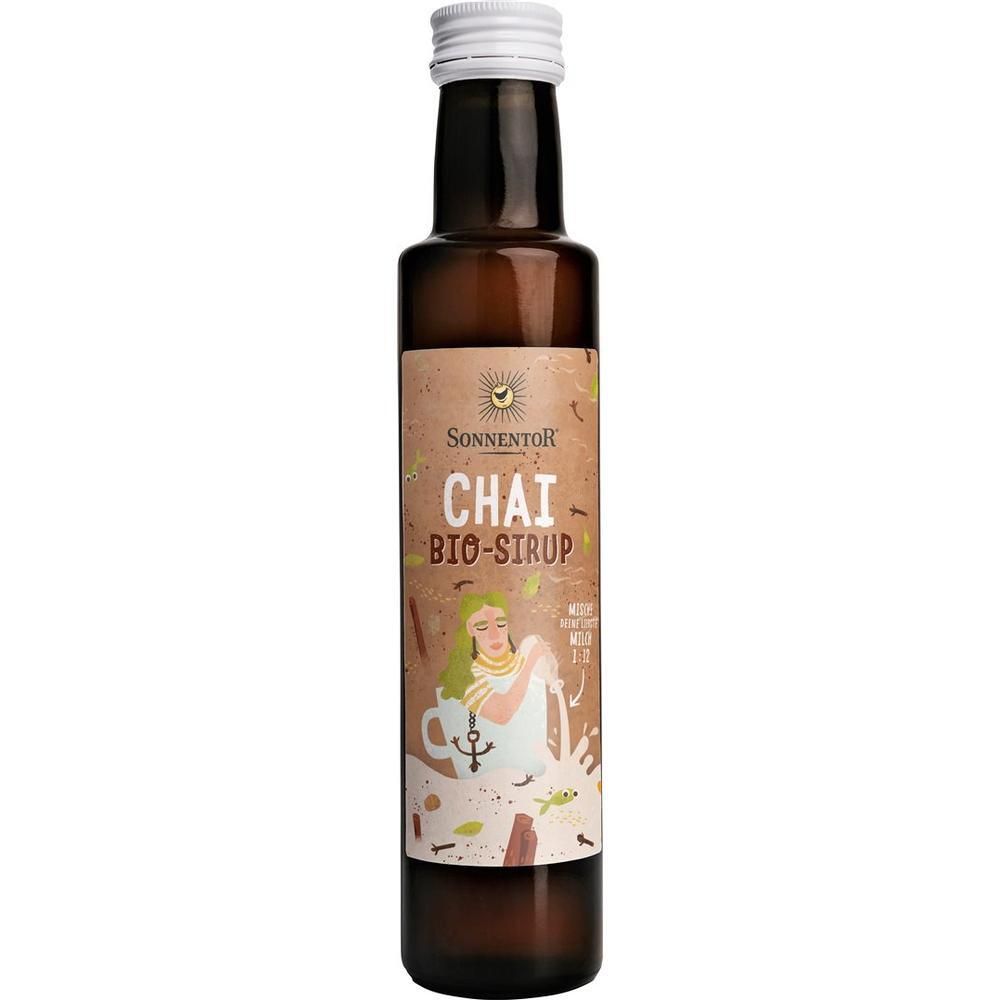 SONNENTOR Chai Bio-Sirup in brauner Glasflasche mit weißem Deckel. Etikett mit Sonne, Frau und Gewürzen.