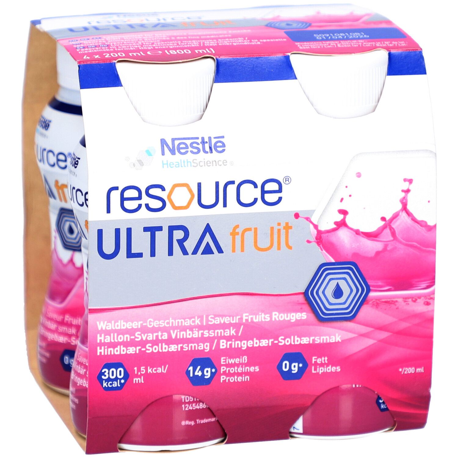 Packung mit Flaschen. Aufschrift: resource ULTRA fruit. Waldbeer-Geschmack. Nestle Health Science Logo. Flaschen mit rosa Flüssigkeit.