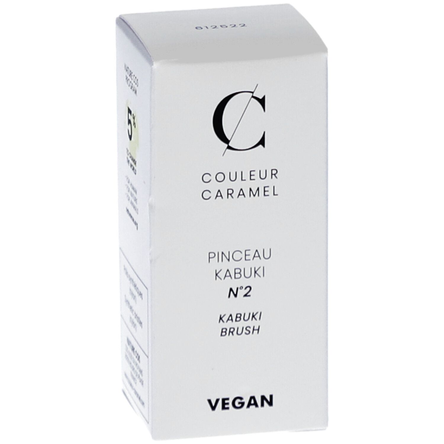 Boîte blanche. Inscriptions: COULEUR CARAMEL, Pinceau Kabuki N°2, Vegan. Texte: Nature Cos Program 5% to change the world.