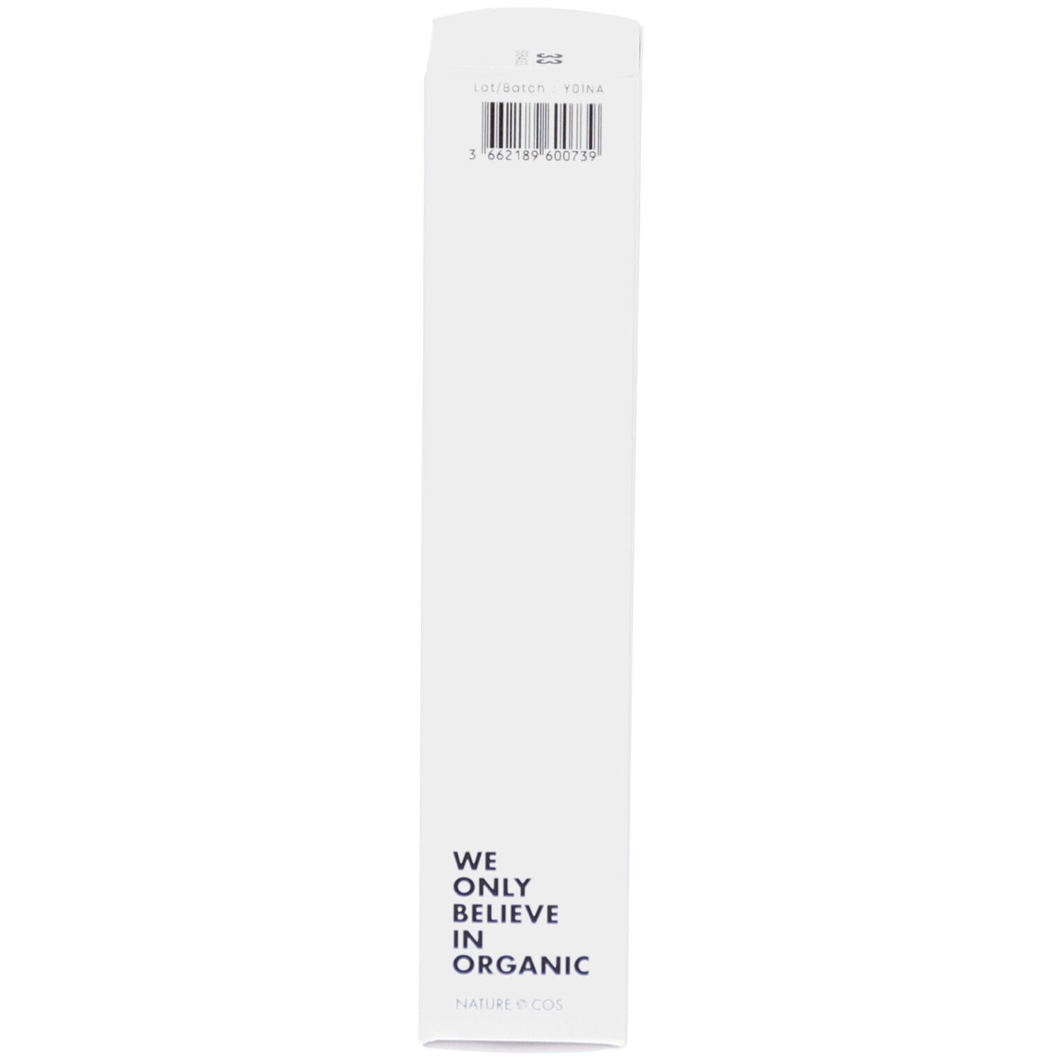 Verpackung mit Barcode und Text: We only believe in organic.