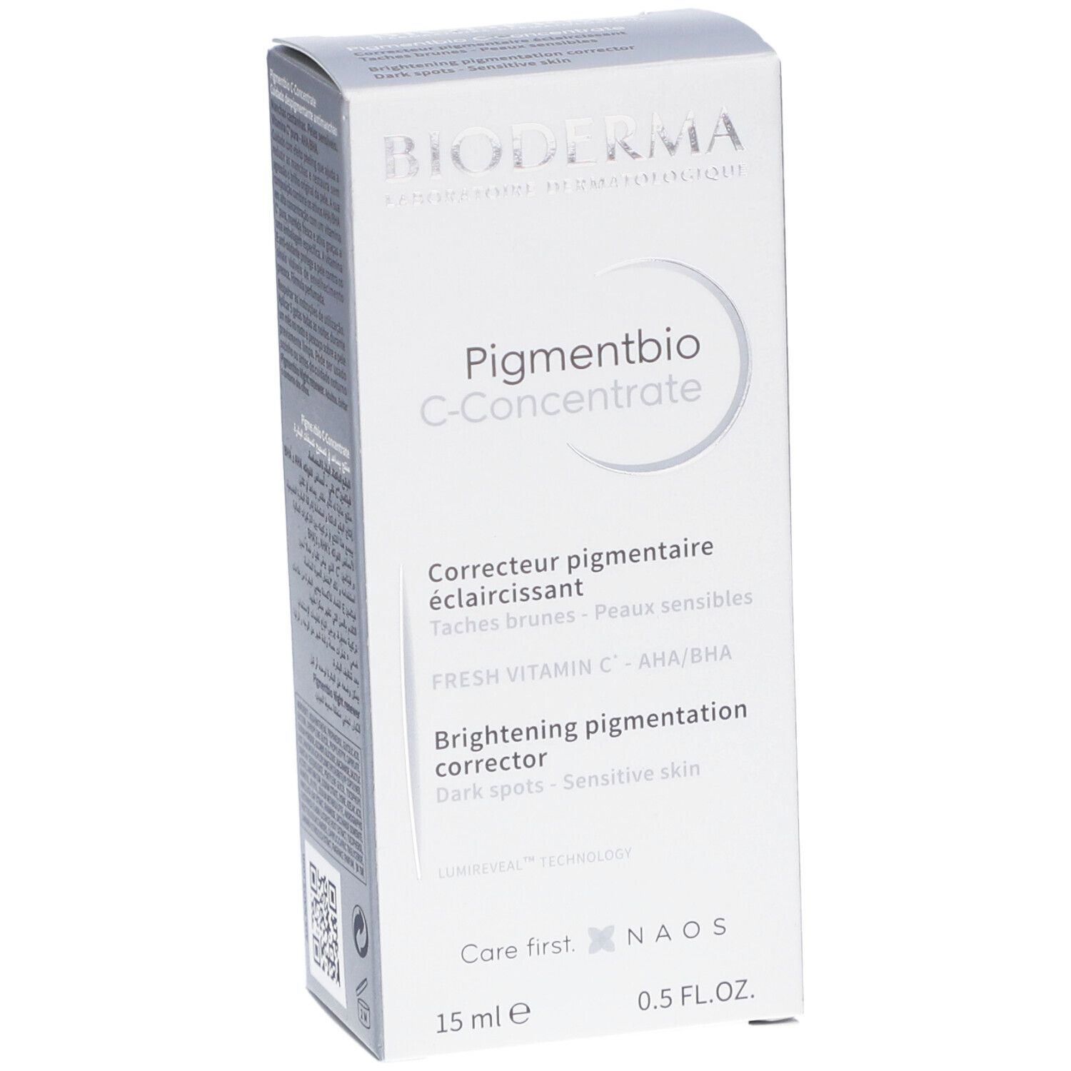 Boîte avec nom de produit et marque. Texte multilingue. 15 ml.