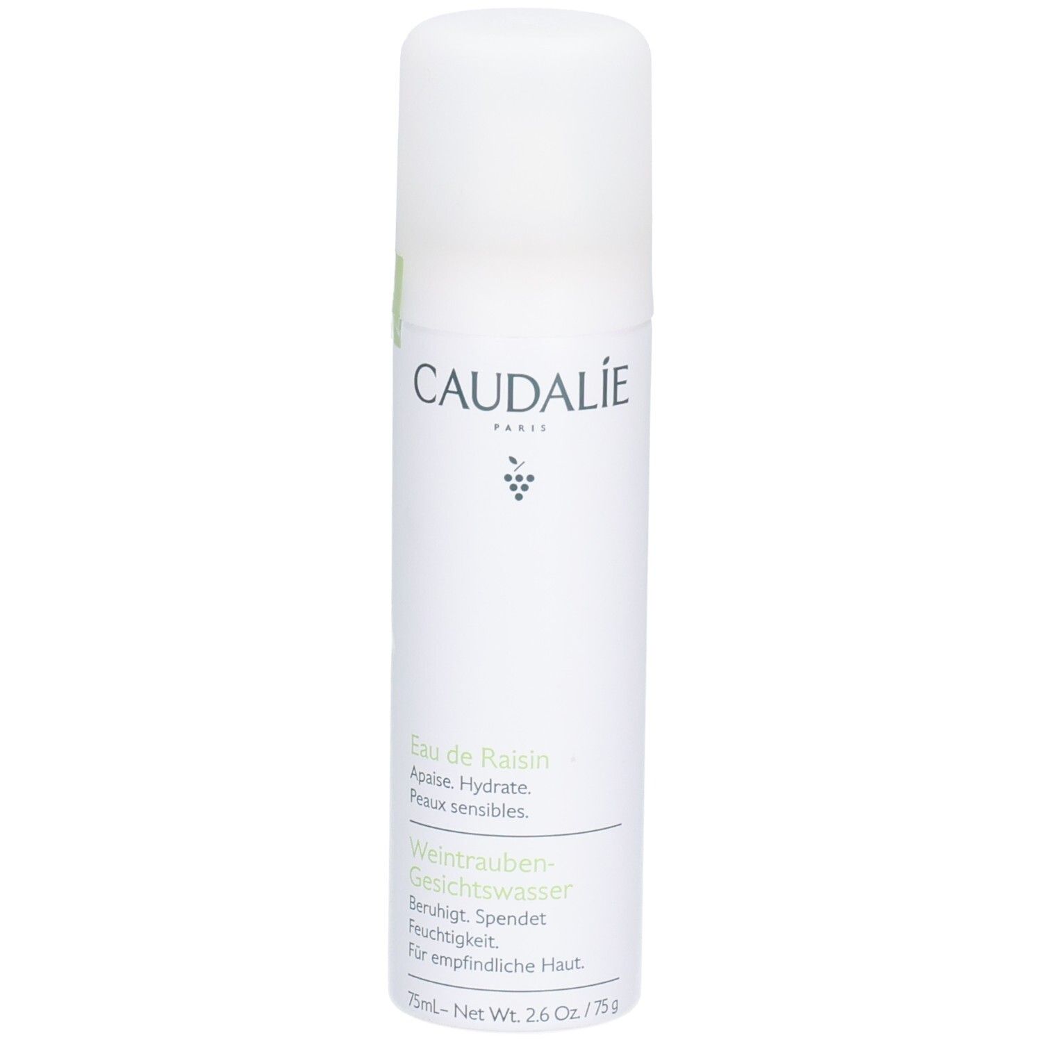 Spray d'eau de raisin Caudalie. Flacon blanc avec étiquette verte. Texte: Eau de Raisin, apaise, hydrate. Pour peaux sensibles.