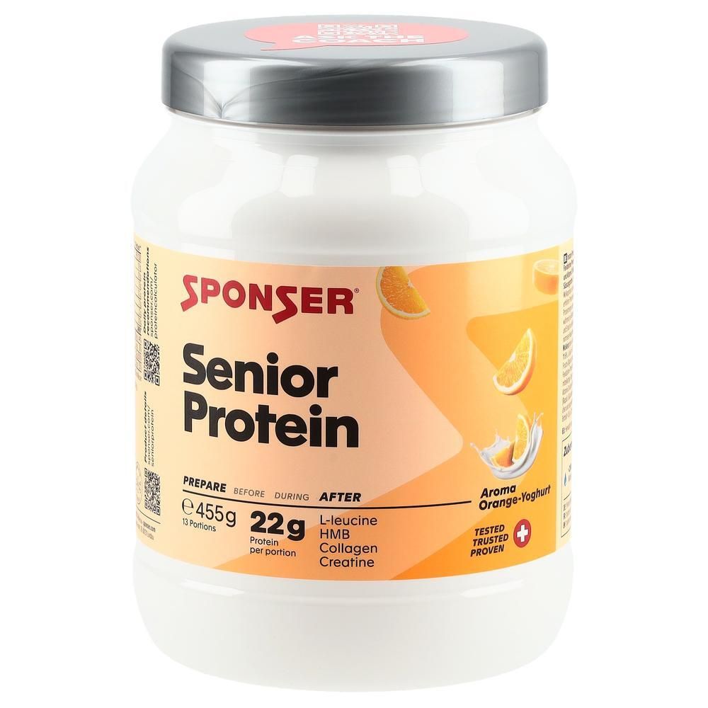 Weißes Proteinpulver-Behälter mit silbernem Deckel. Aufschrift SPONSER Senior Protein. Orange-Yoghurt-Aroma. Enthält L-Leucin, HMB, Kollagen, Kreatin.