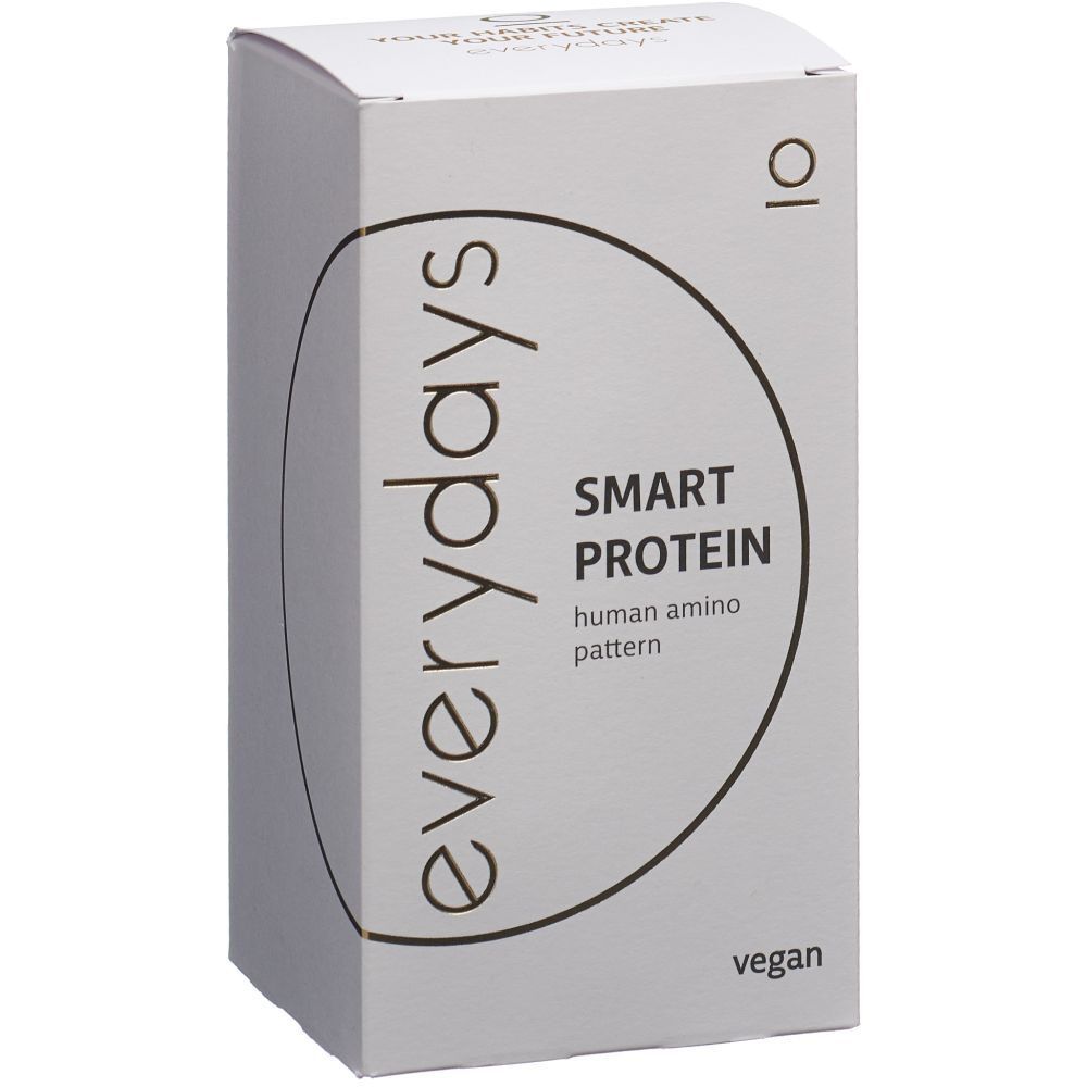 Weiße Schachtel mit Aufschrift "everydays Smart Protein". Vegan. Enthält Aminosäuren. Eckige Form.