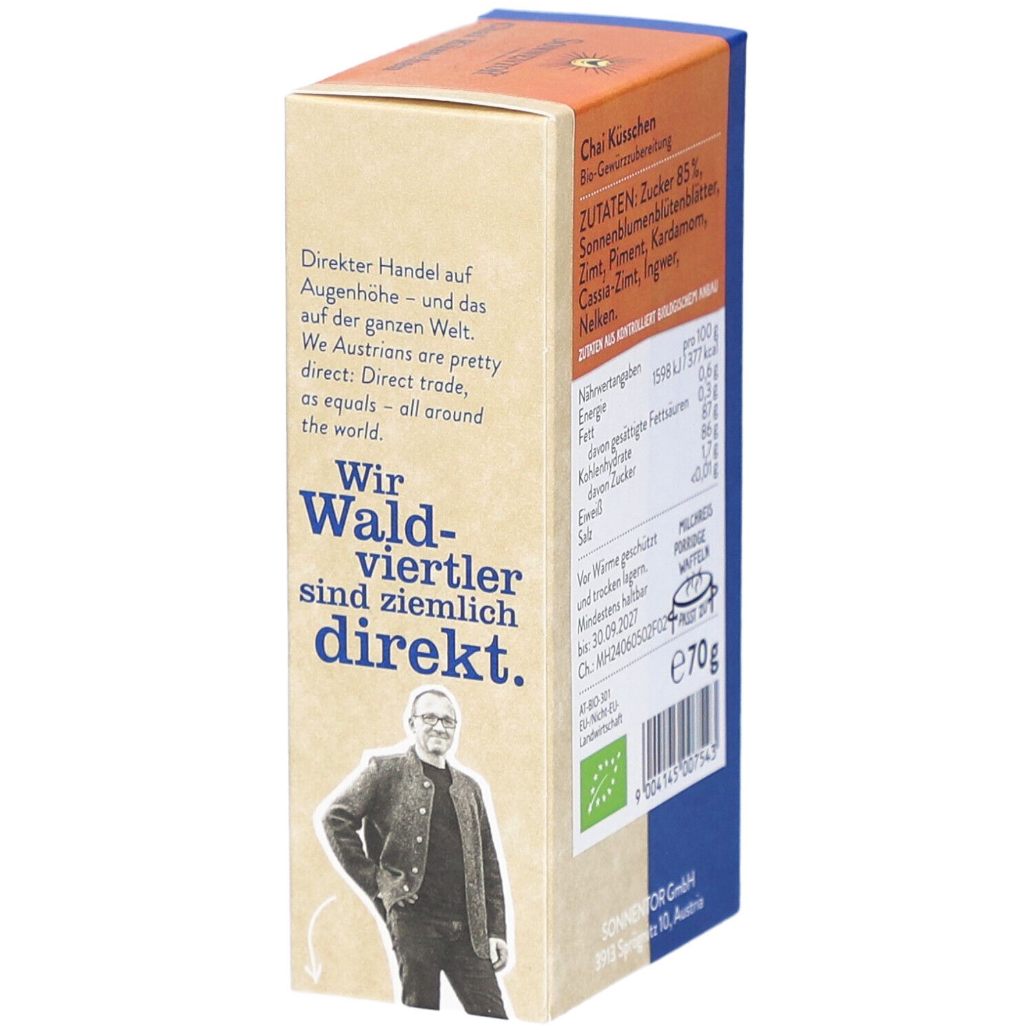 Vue latérale de l'emballage SONNENTOR Chai Küsschen. Texte et logo visibles. Label bio et poids indiqués.