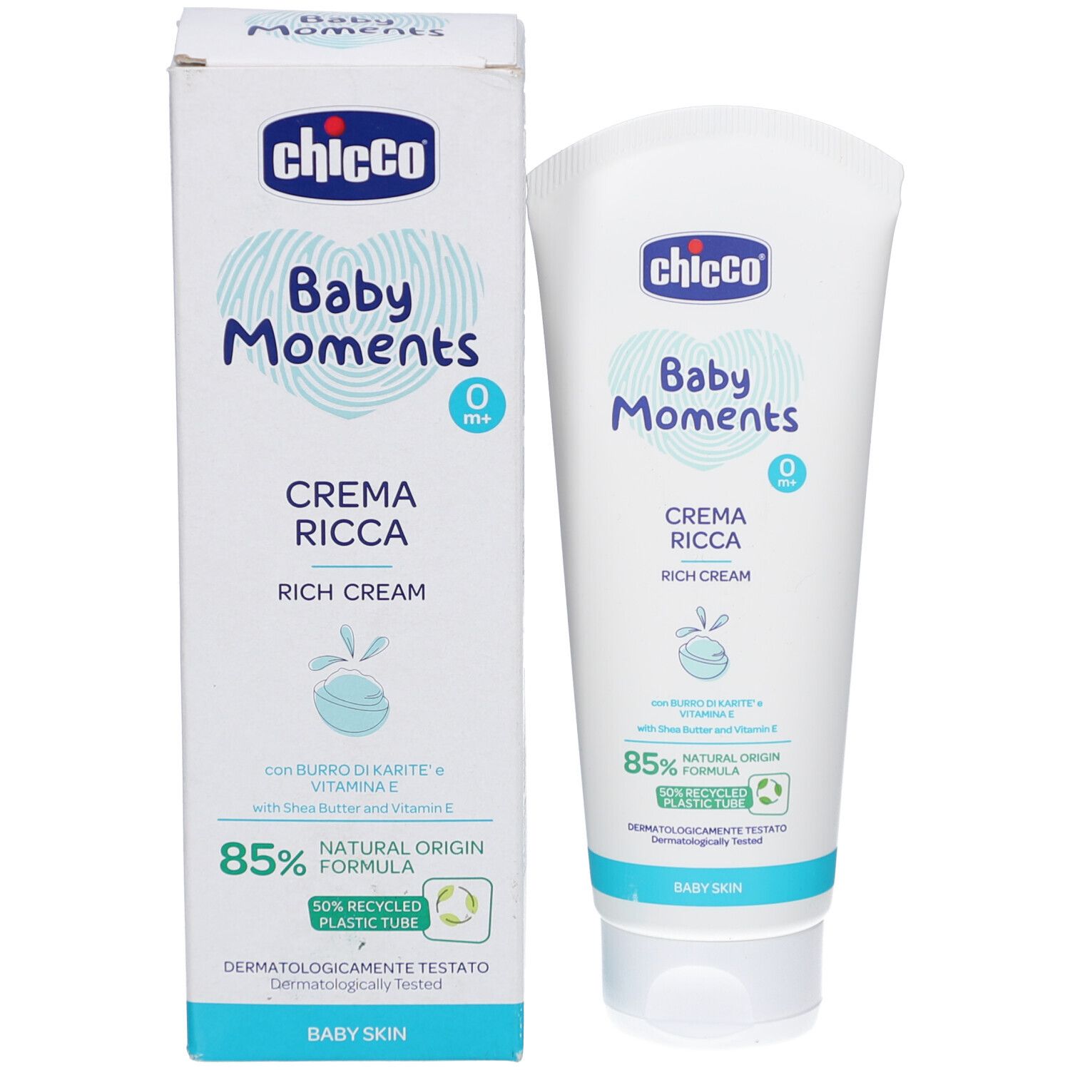Produktverpackung mit Tube und Karton. Aufschrift: Chicco Baby Moments Crème riche. 85% natürliche Inhaltsstoffe. Dermatologisch getestet.