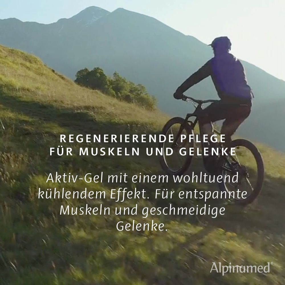Fahrradfahrer auf Bergpfad. Text: Regenerierende Pflege für Muskeln und Gelenke. Alpinamed.