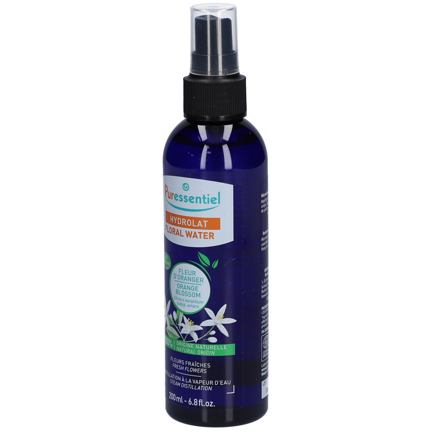 Blauwe Flasche mit Sprühkopf. Aufschrift: Puressentiel, Hydrolat Floral Water, Fleur d'Oranger, Bio.